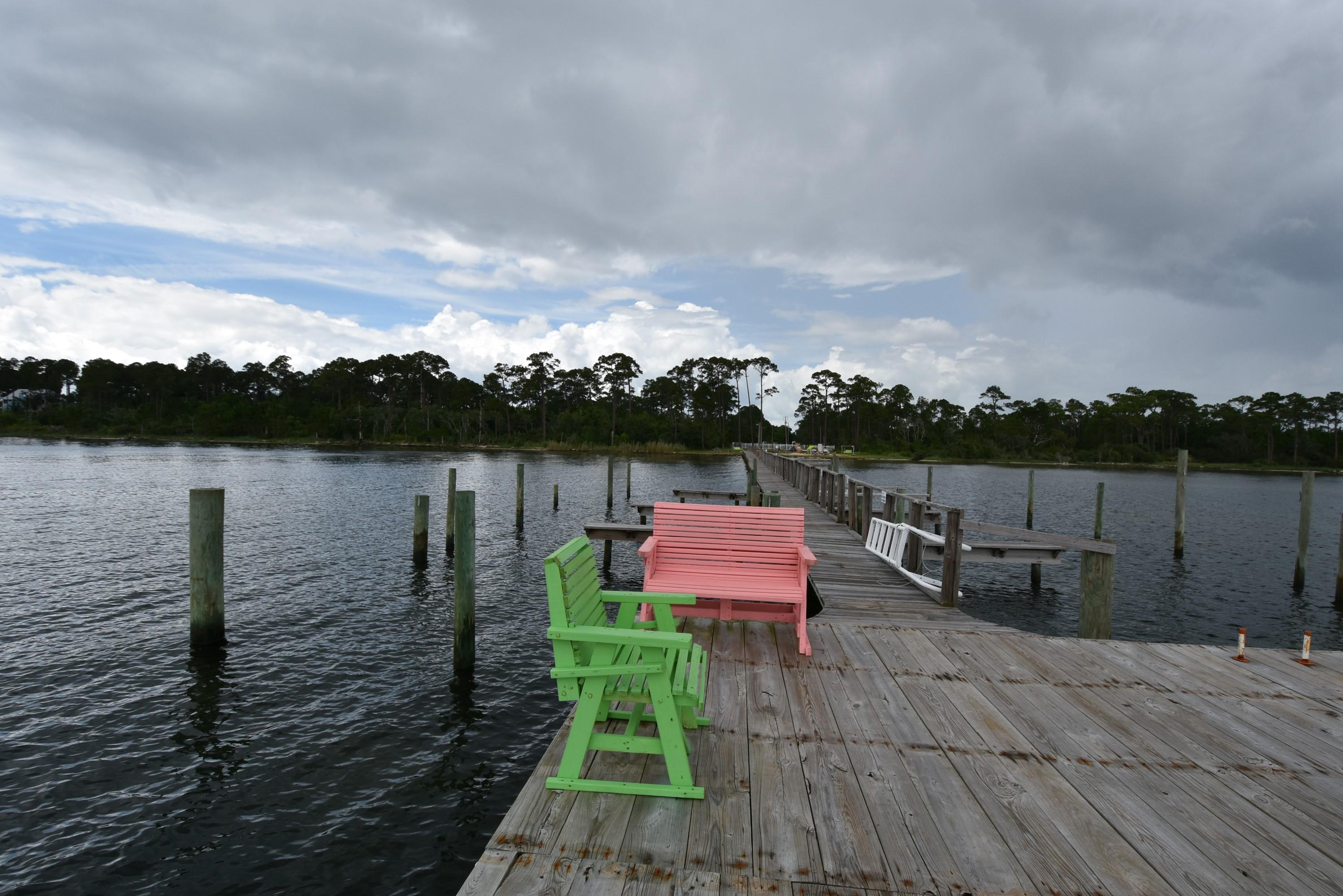 WES VIC HOLIDAY SANDS - Land