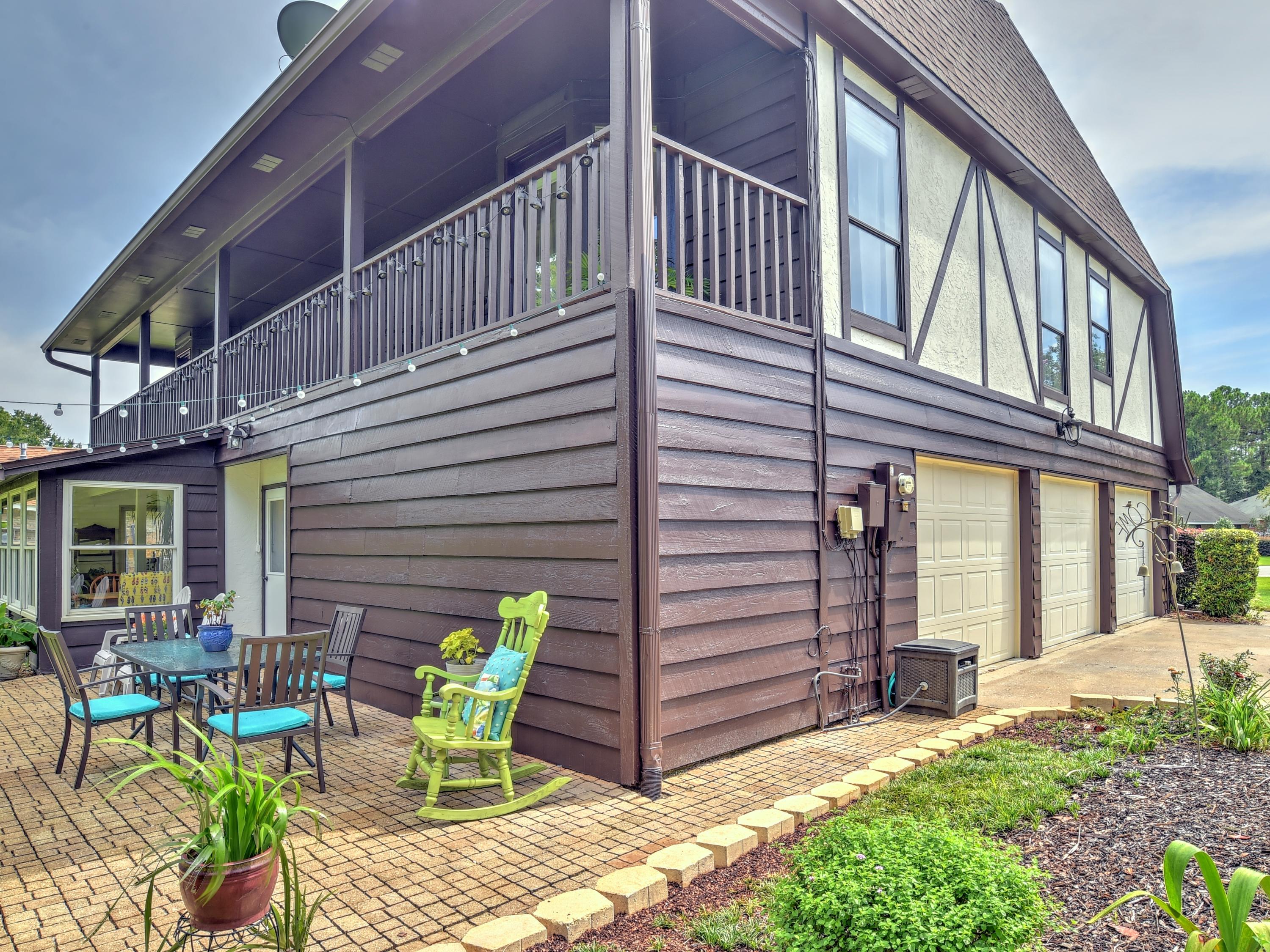 ST ANDREWS EAST BLUEWATER BAY - Residential