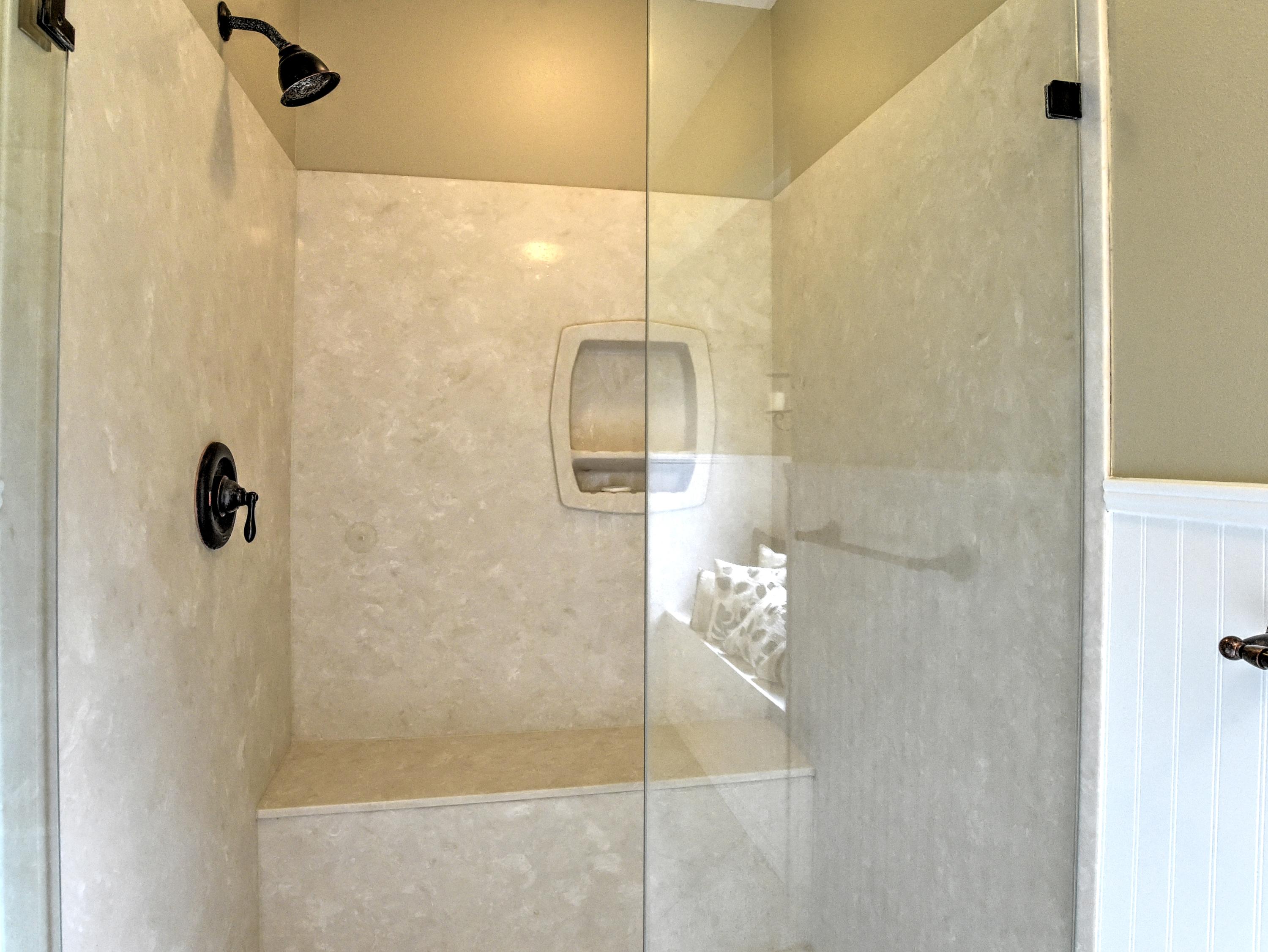 ST ANDREWS EAST BLUEWATER BAY - Residential