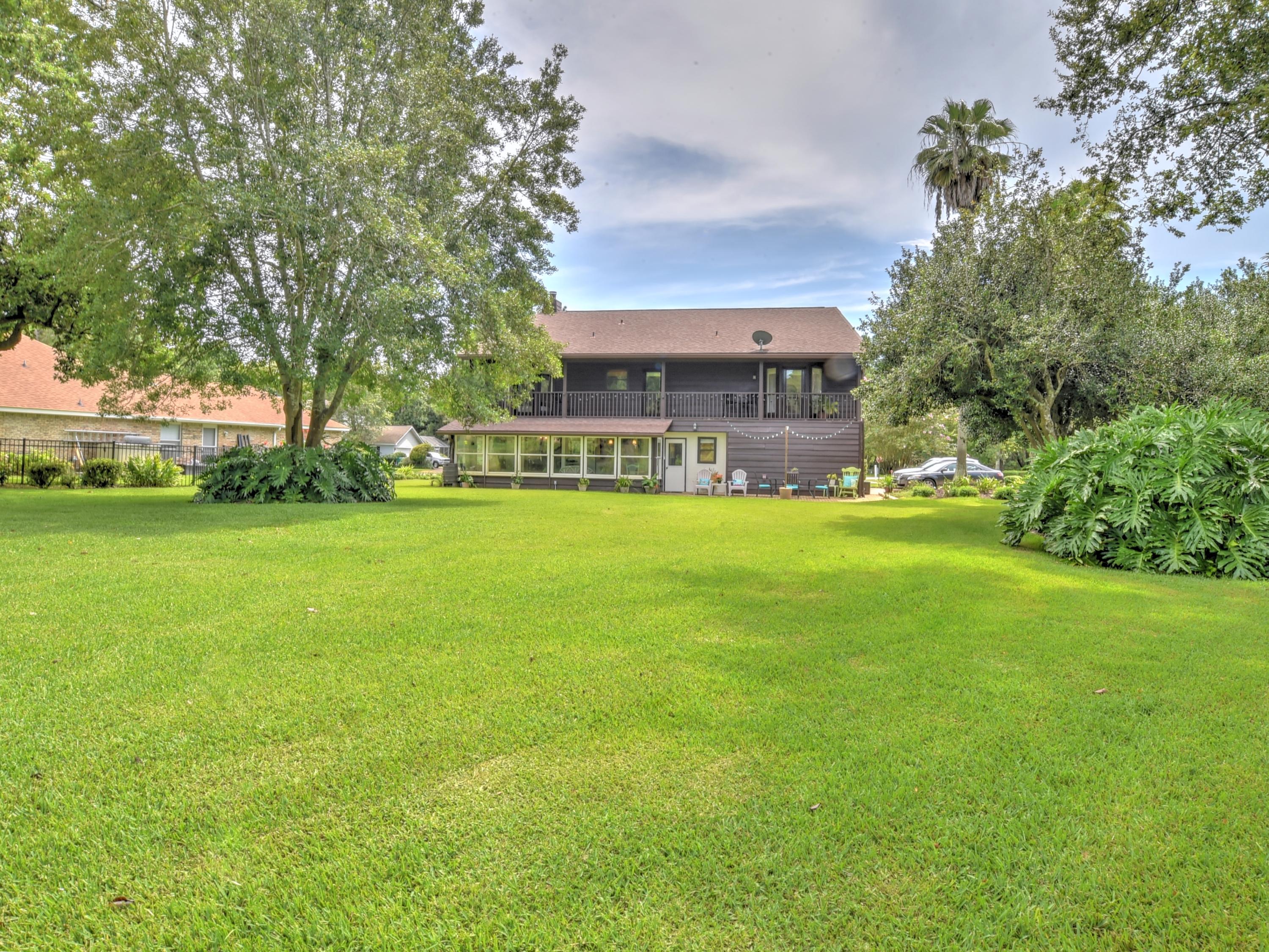 ST ANDREWS EAST BLUEWATER BAY - Residential