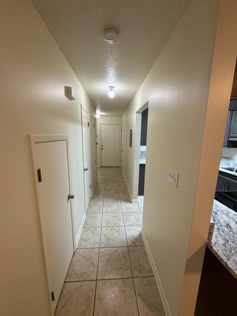 SCOTTWOOD - Residential Lease