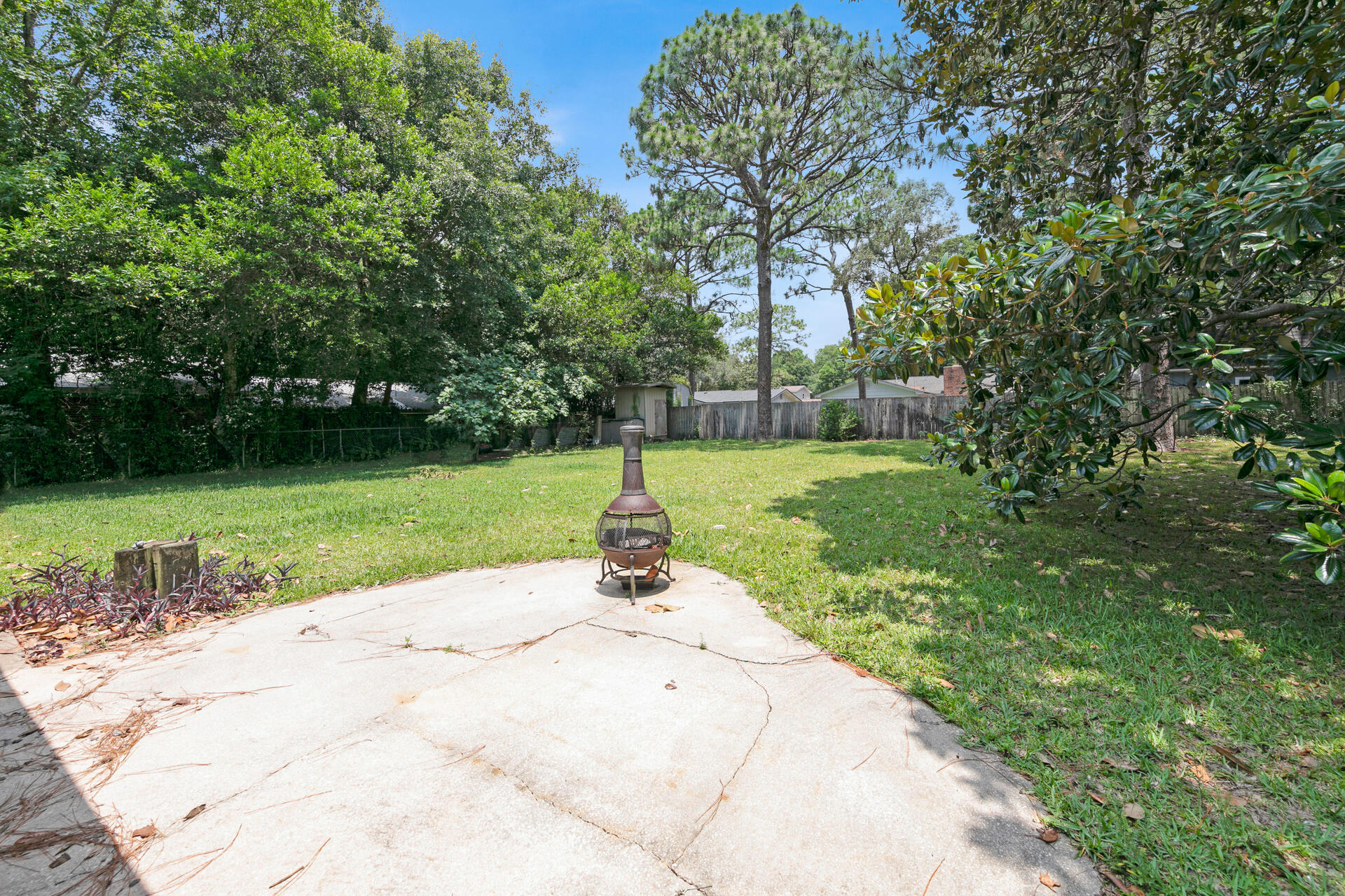 BAYOU POQUITO - Residential