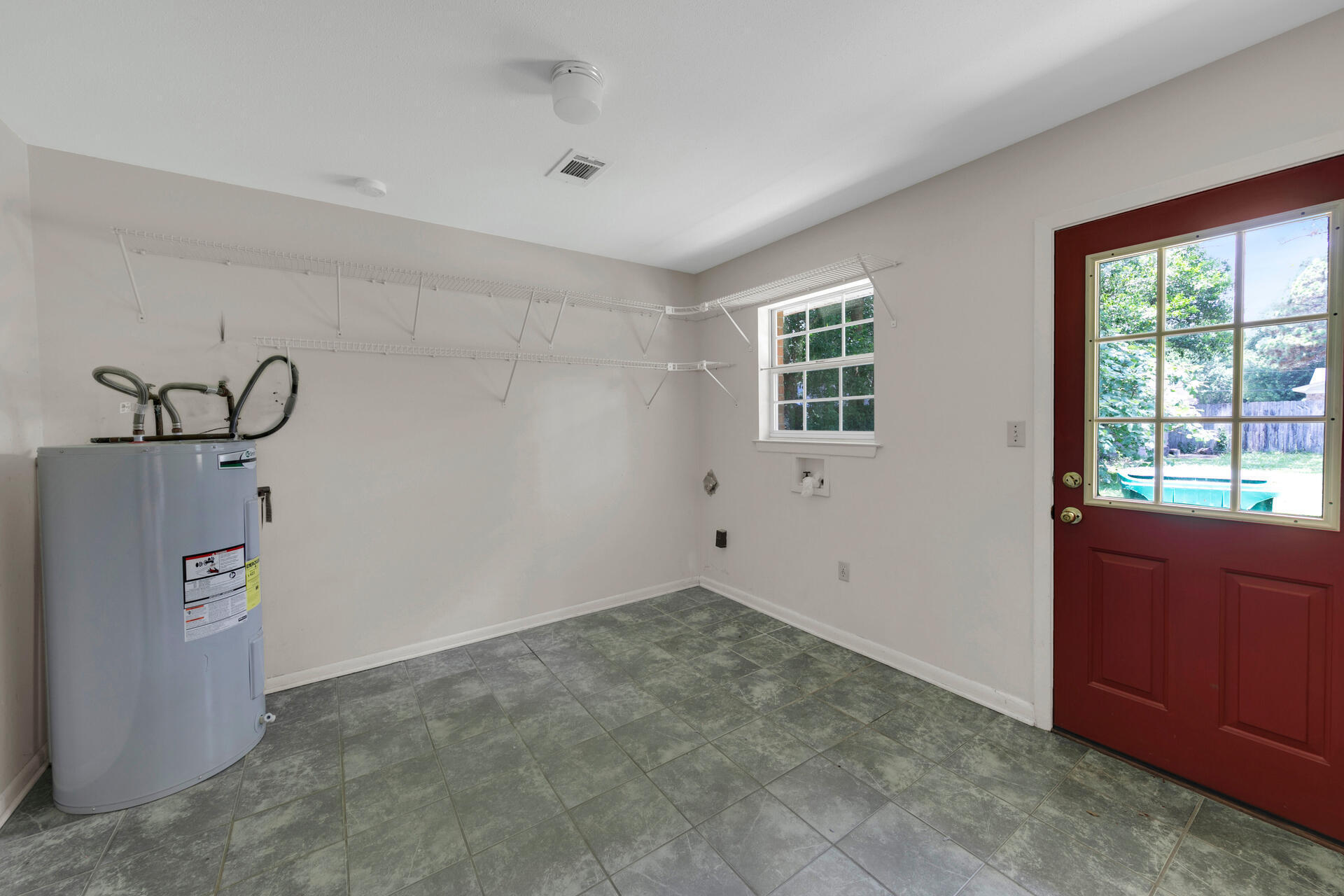 BAYOU POQUITO - Residential