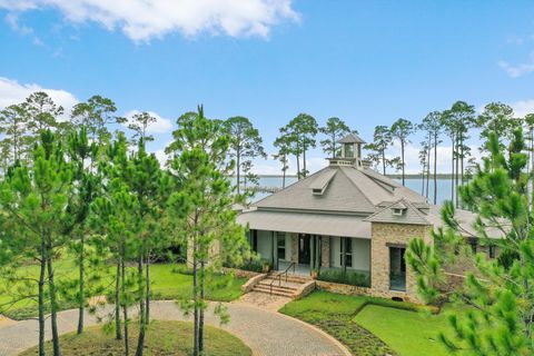 A home in Santa Rosa Beach