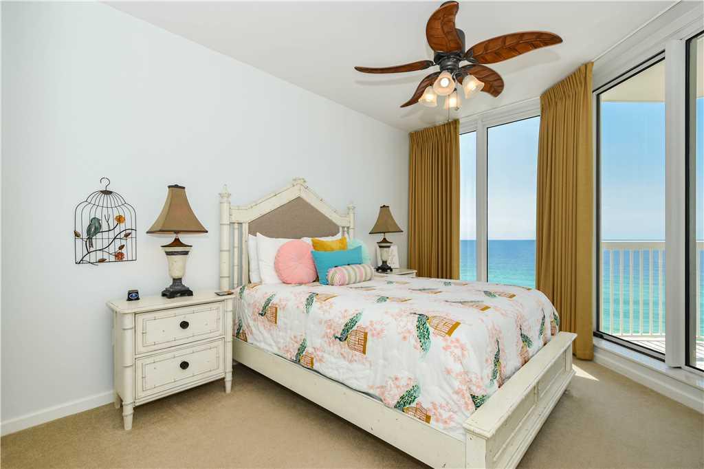 SILVER BEACH TOWERS - Residential