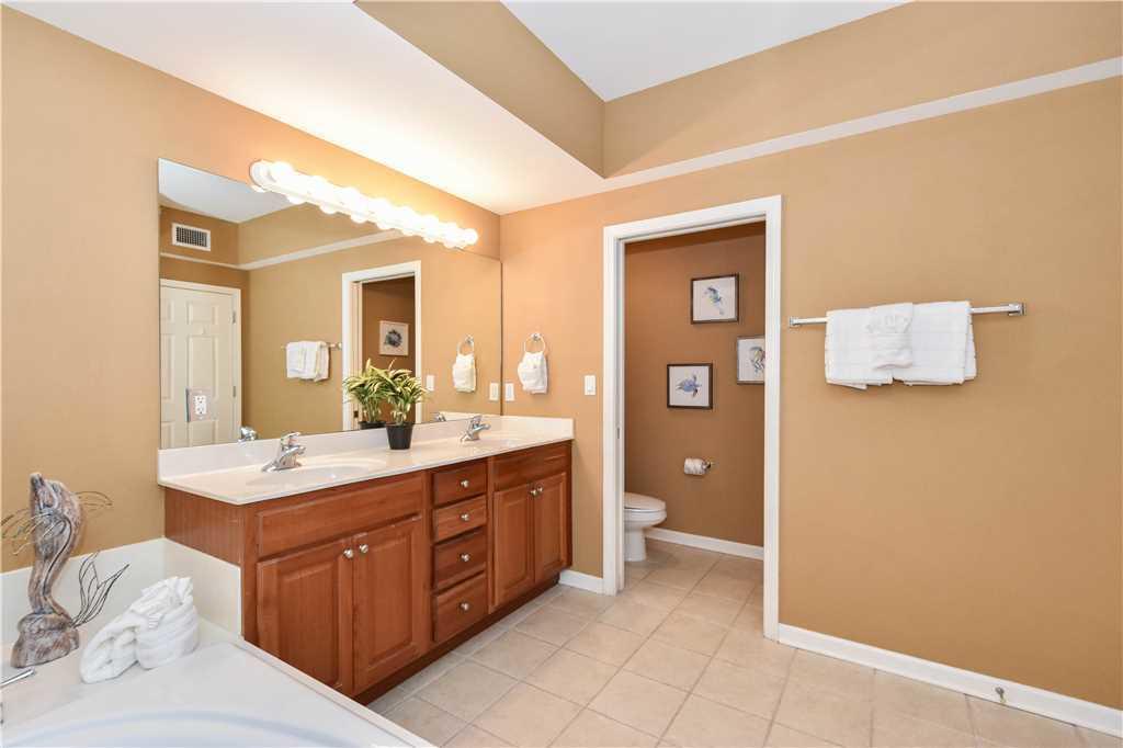 SILVER BEACH TOWERS - Residential