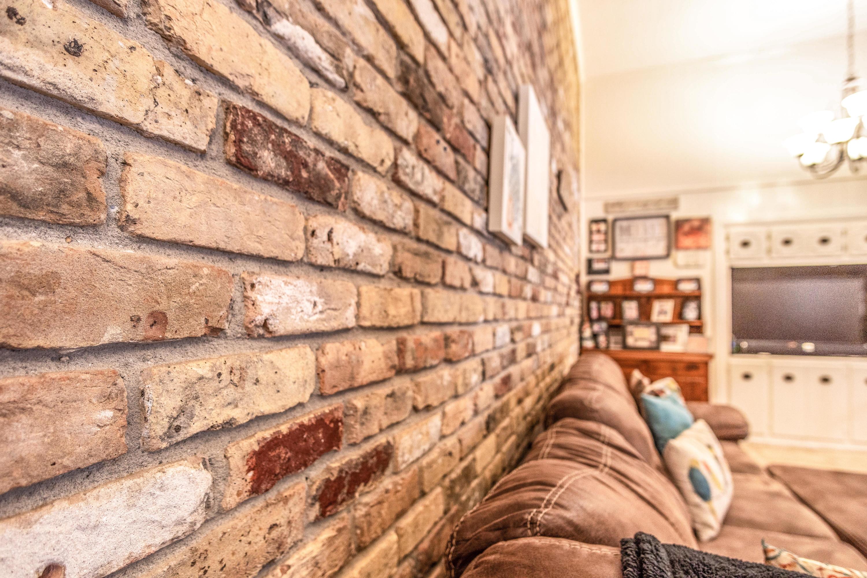 ADAMS POWELL - Residential