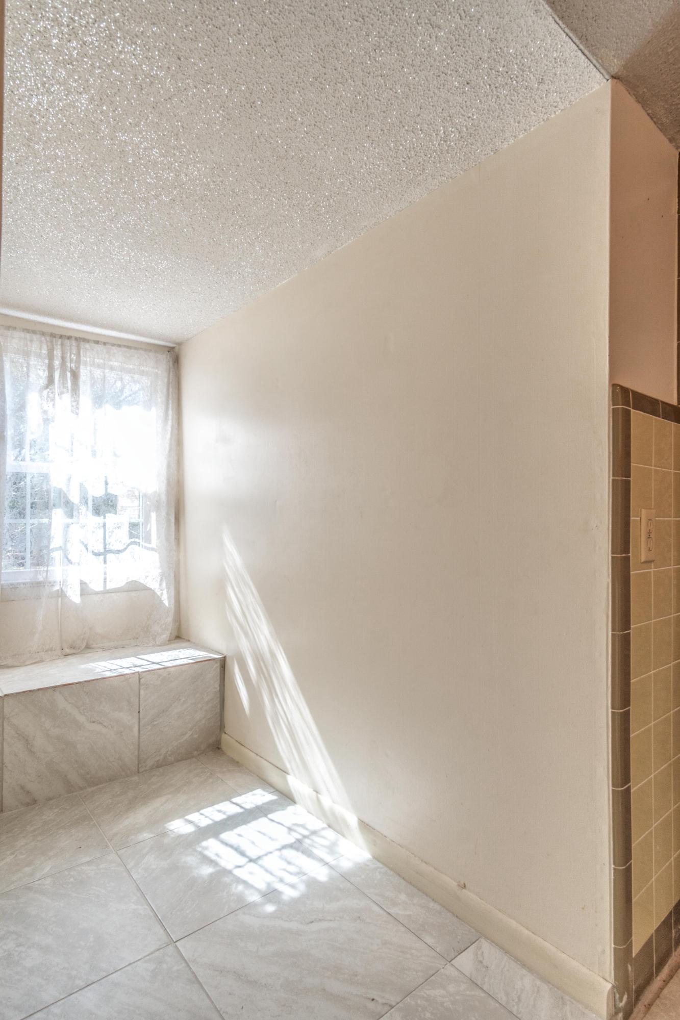 ADAMS POWELL - Residential