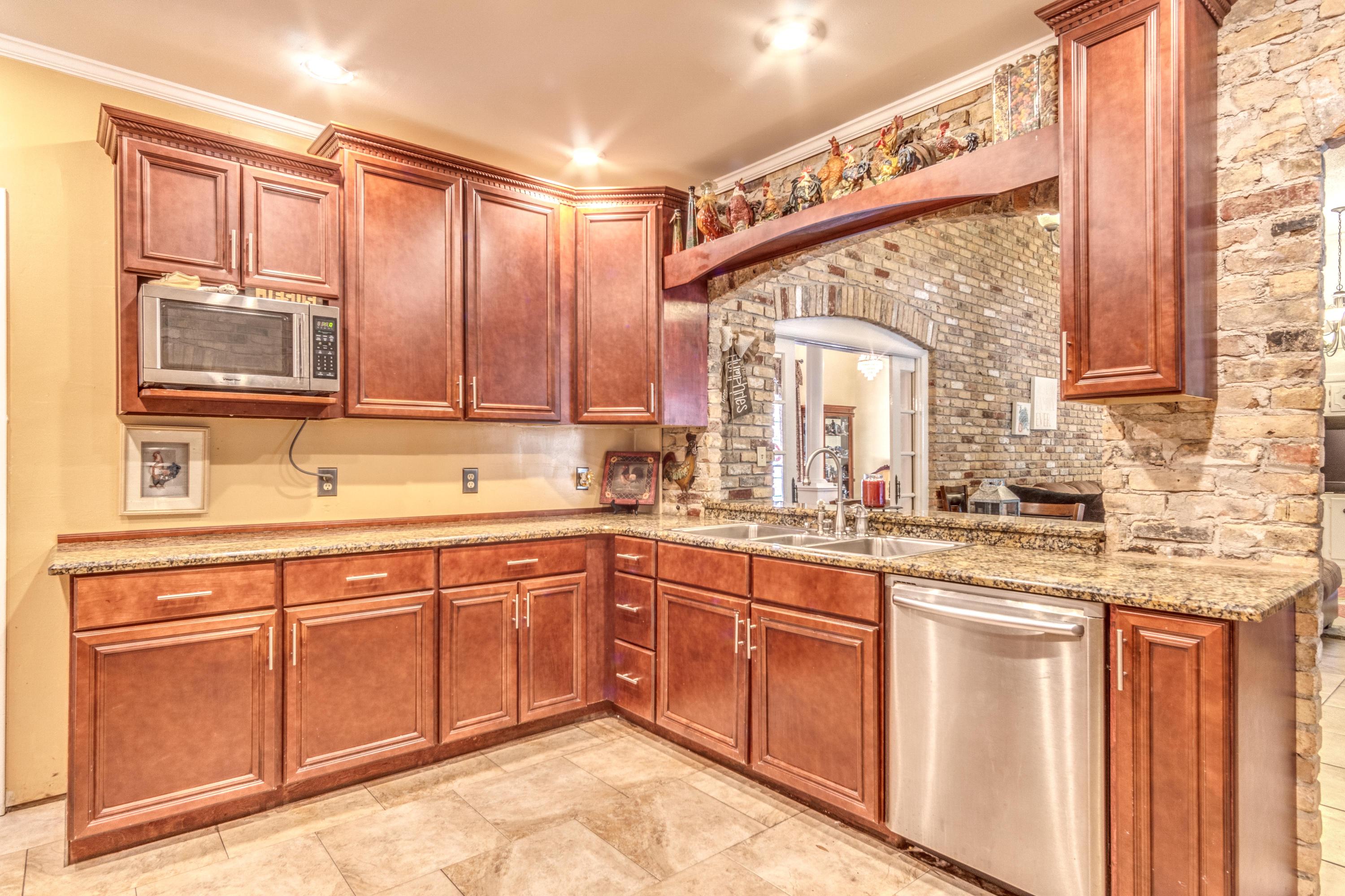 ADAMS POWELL - Residential