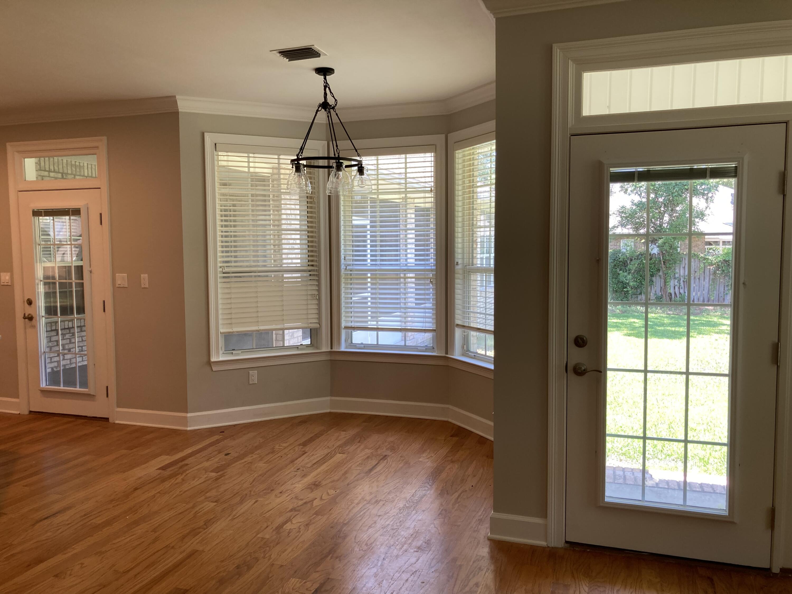 Rocky Bayou Estate - Residential Lease