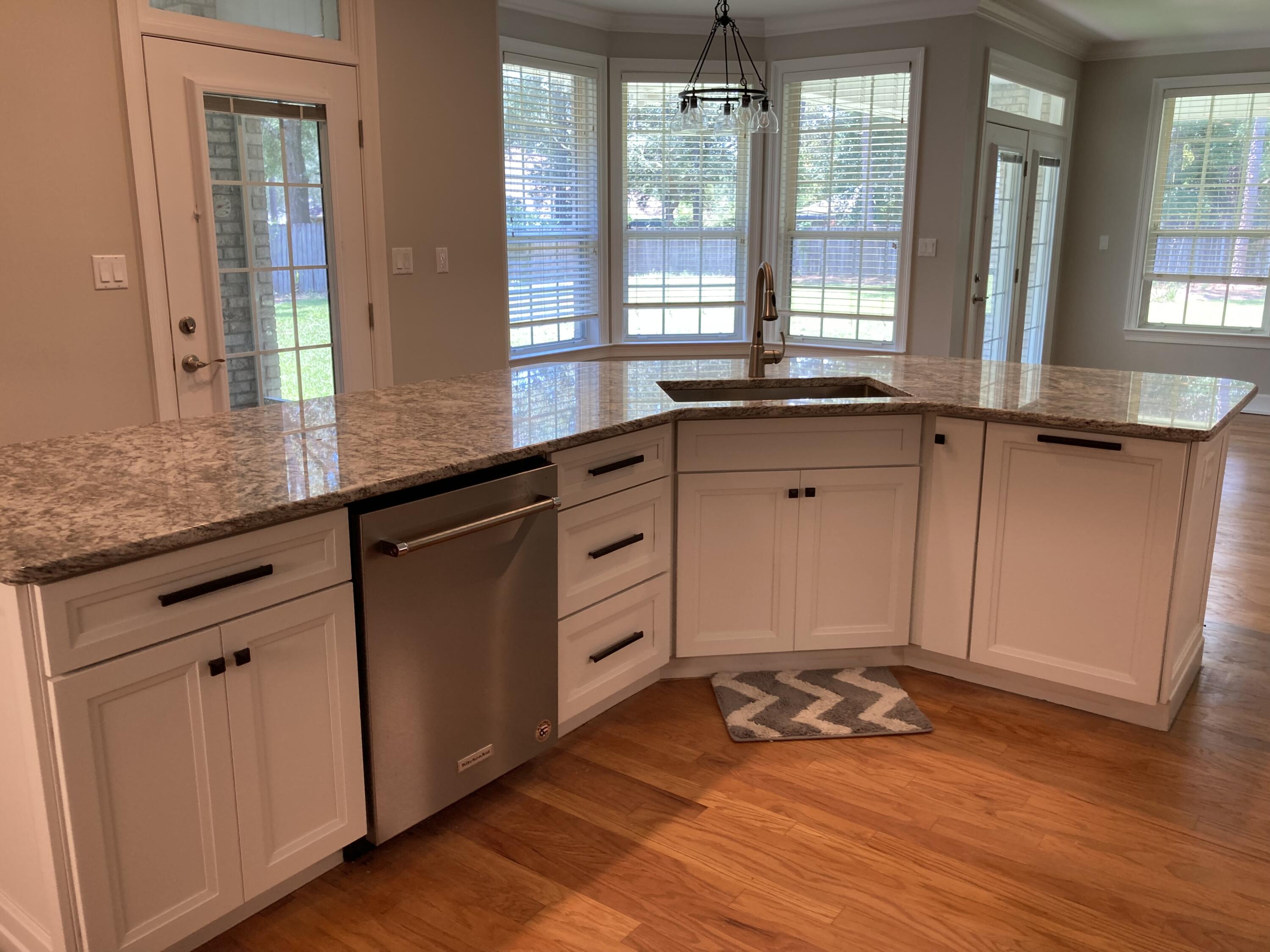 Rocky Bayou Estate - Residential Lease