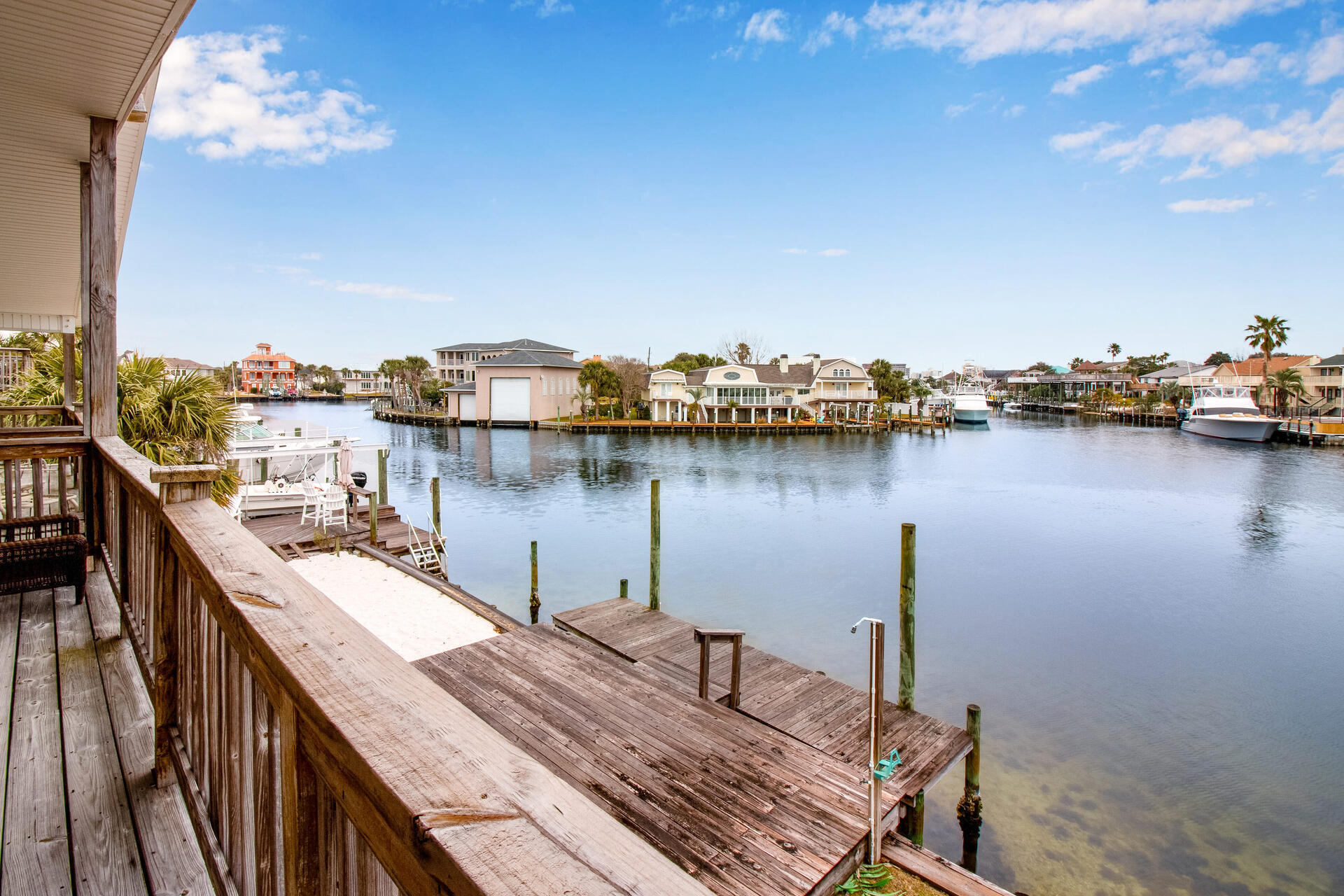 HOLIDAY ISLE - Residential