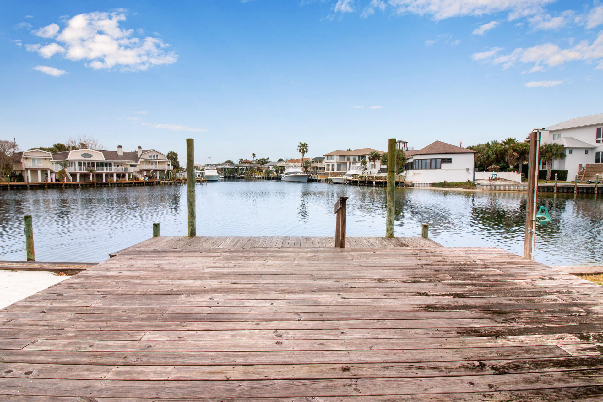 HOLIDAY ISLE - Residential