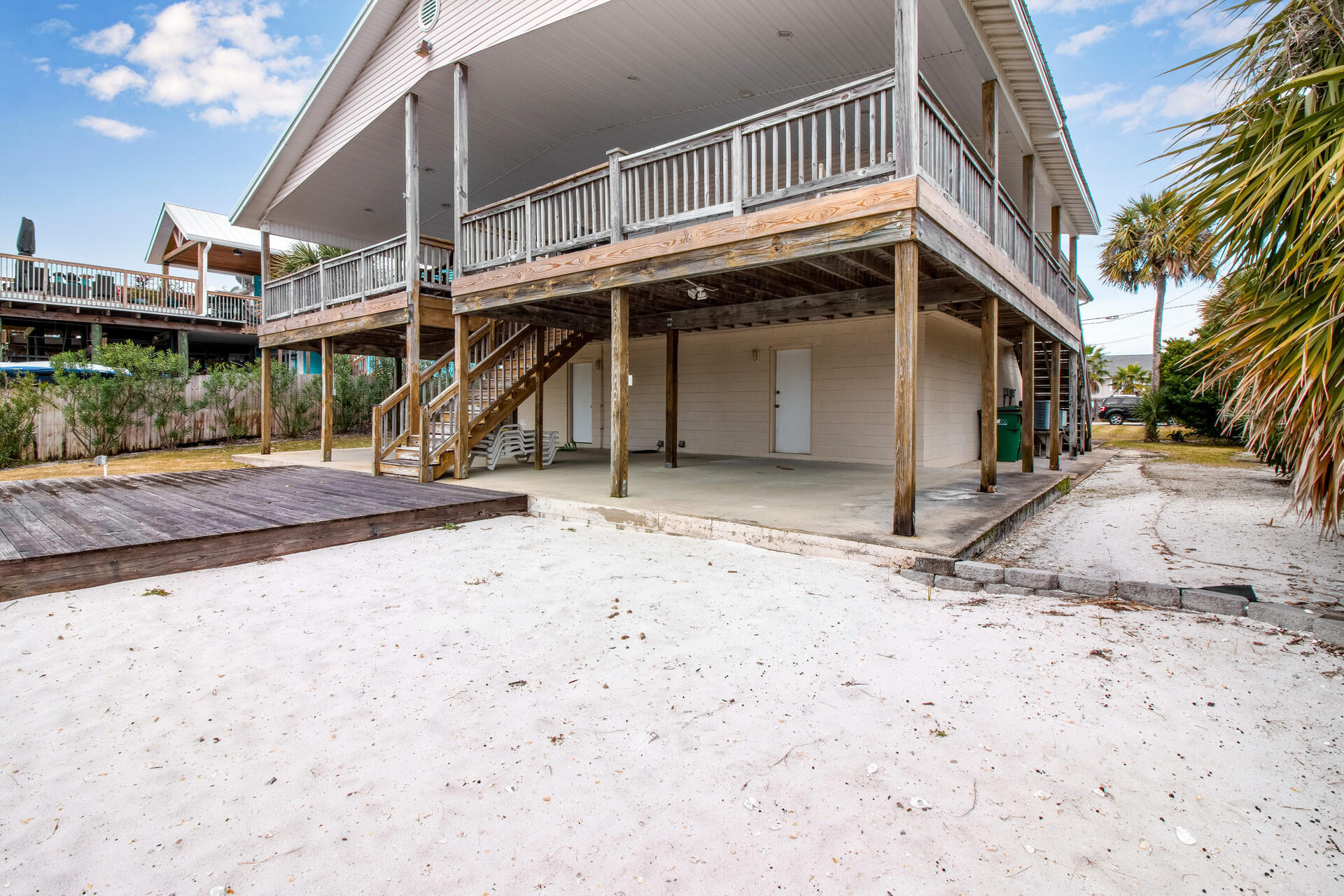 HOLIDAY ISLE - Residential