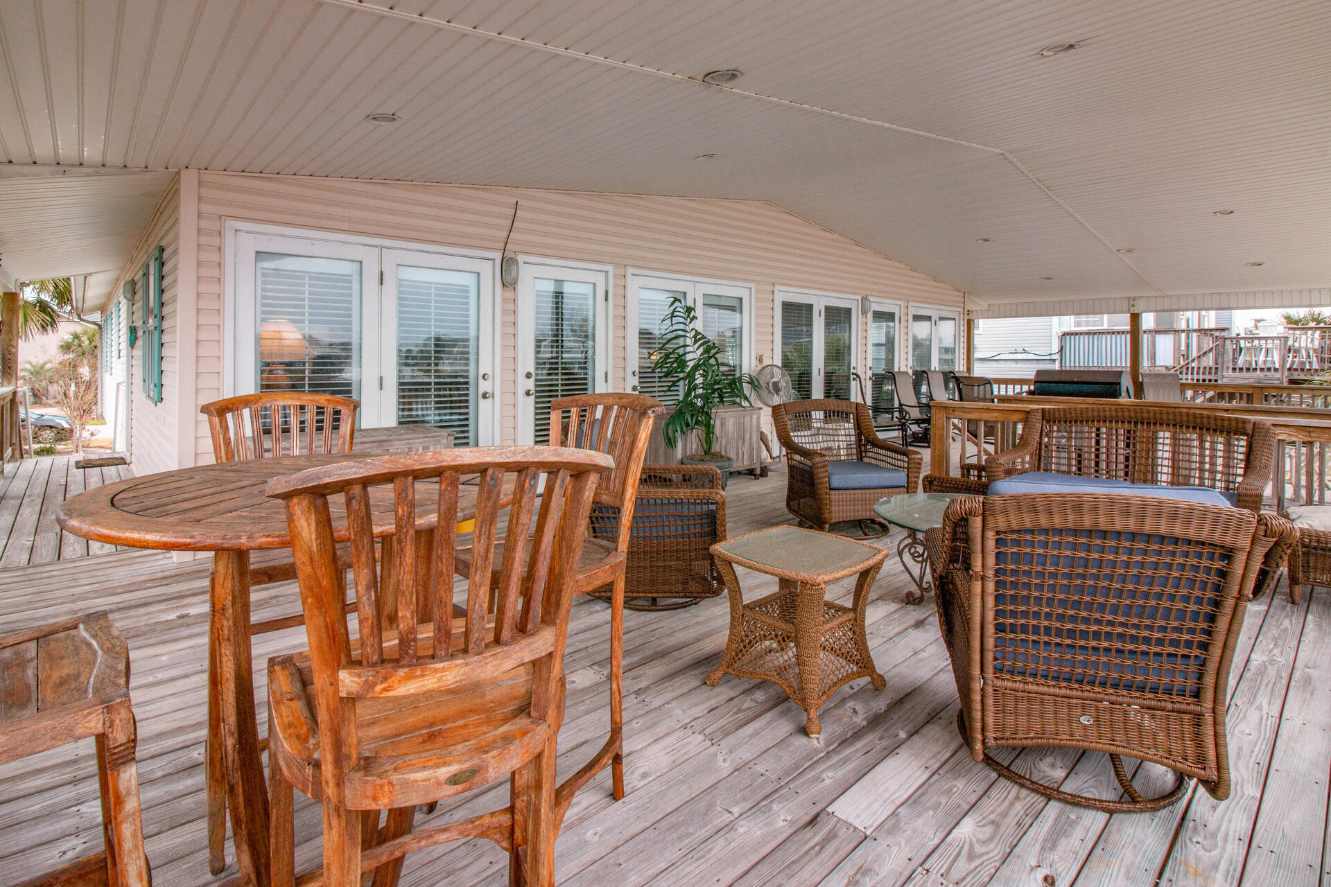 HOLIDAY ISLE - Residential