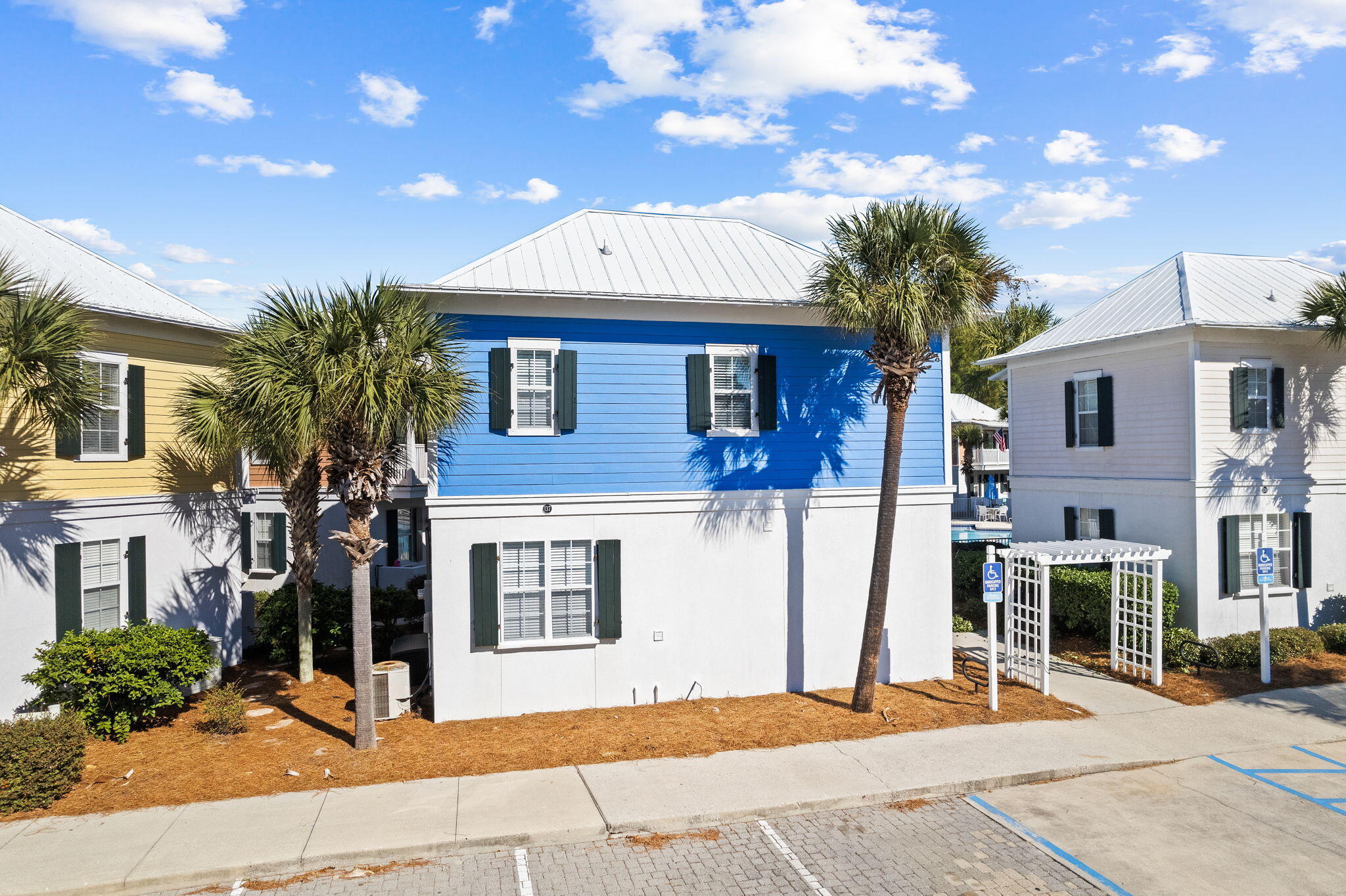 BUNGALOWS AT SEAGROVE BEACH - Residential