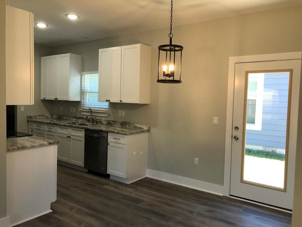 VILLA TASSO TOWN OF - Residential