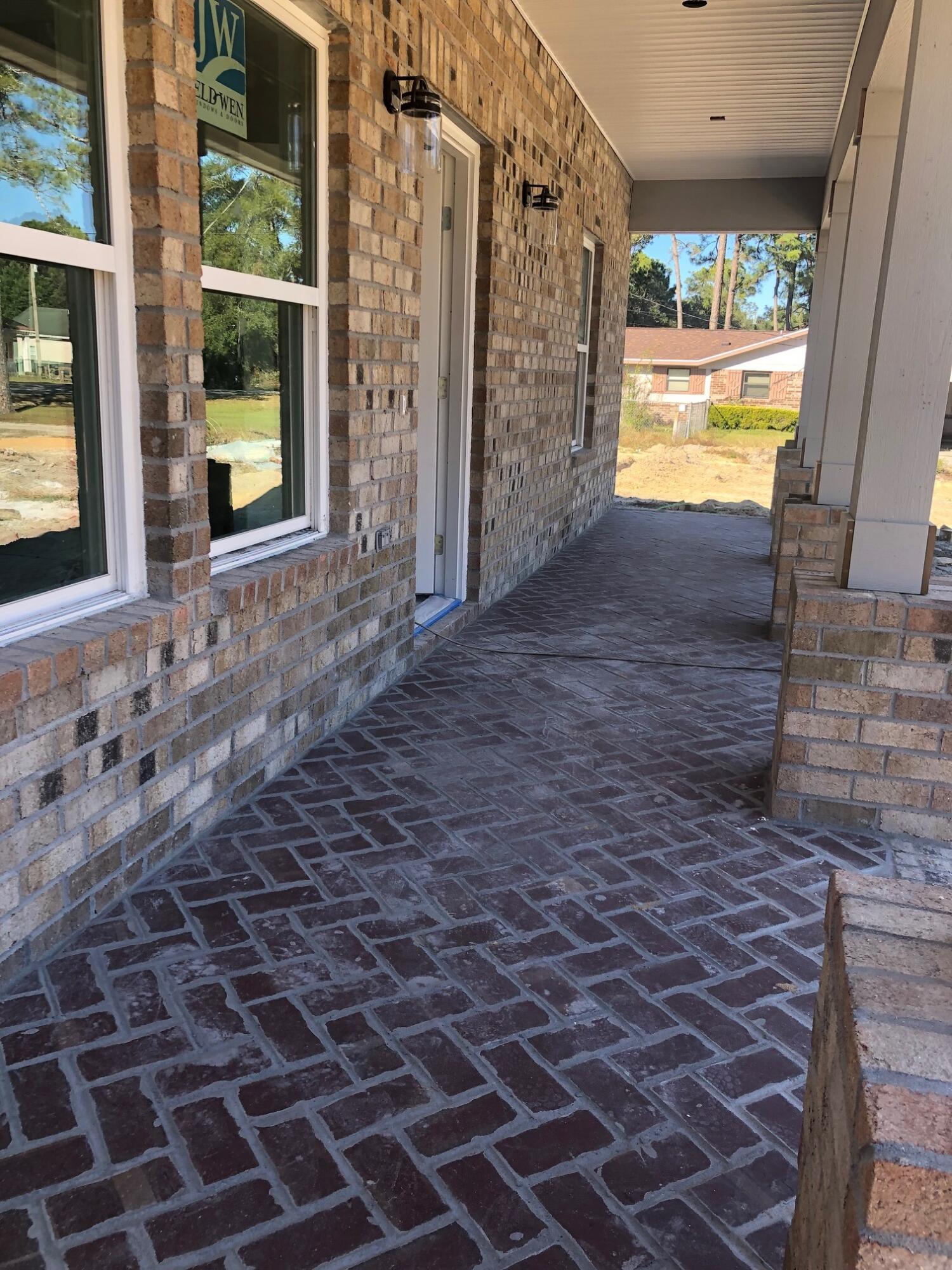 VILLA TASSO TOWN OF - Residential