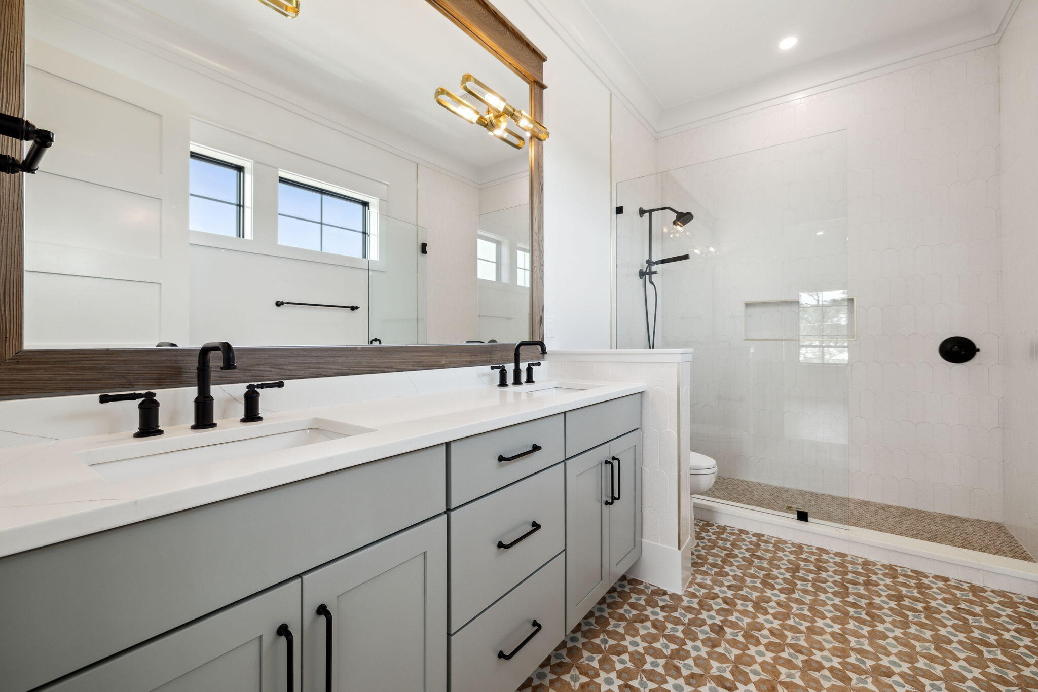 BEACH HIGHLAND - Residential