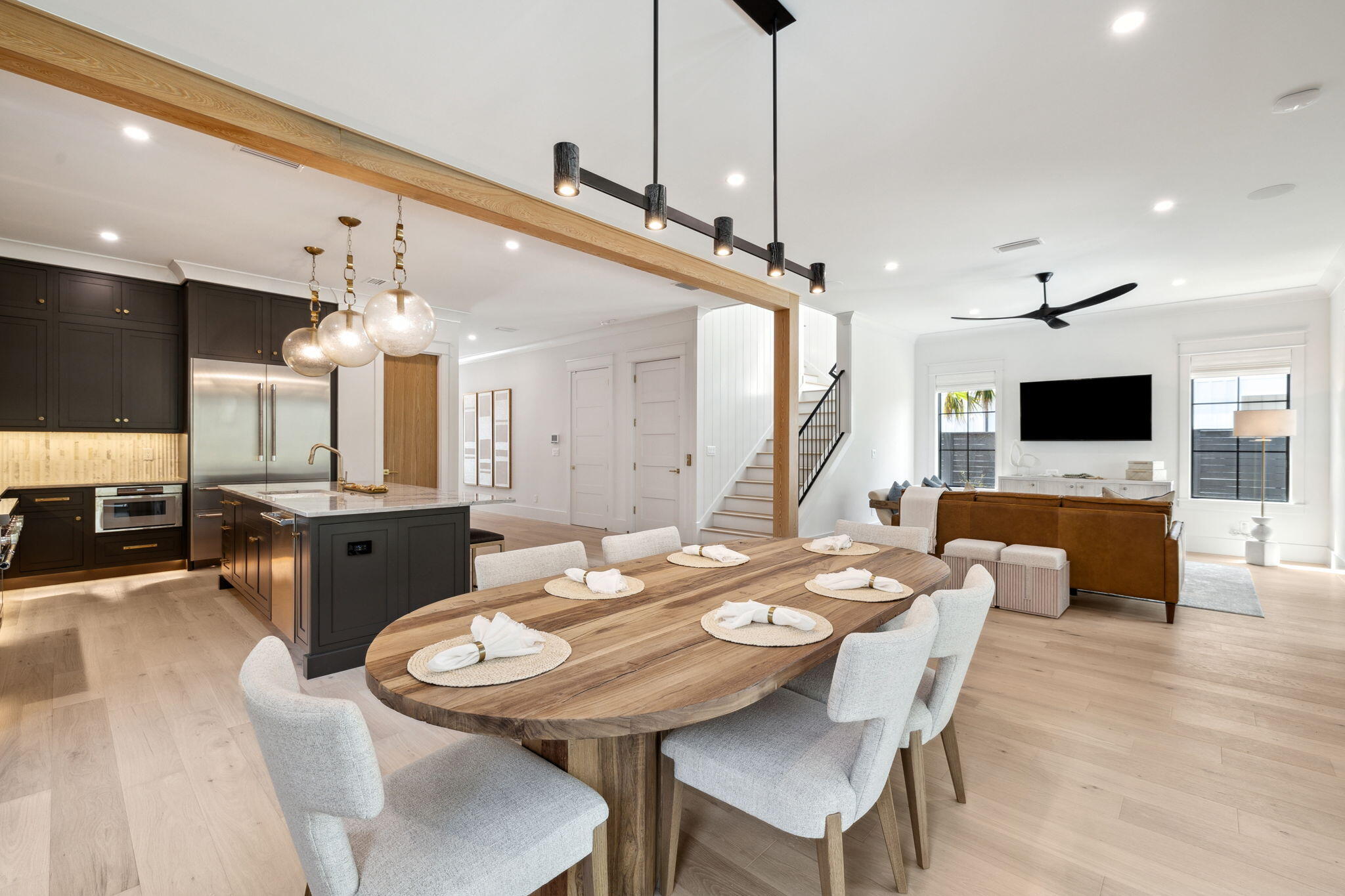 BEACH HIGHLAND - Residential