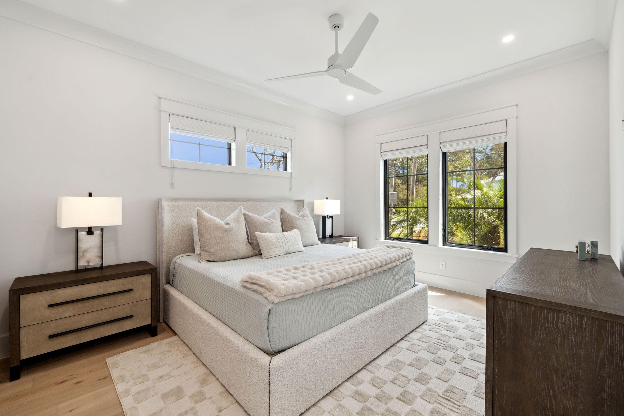 BEACH HIGHLAND - Residential