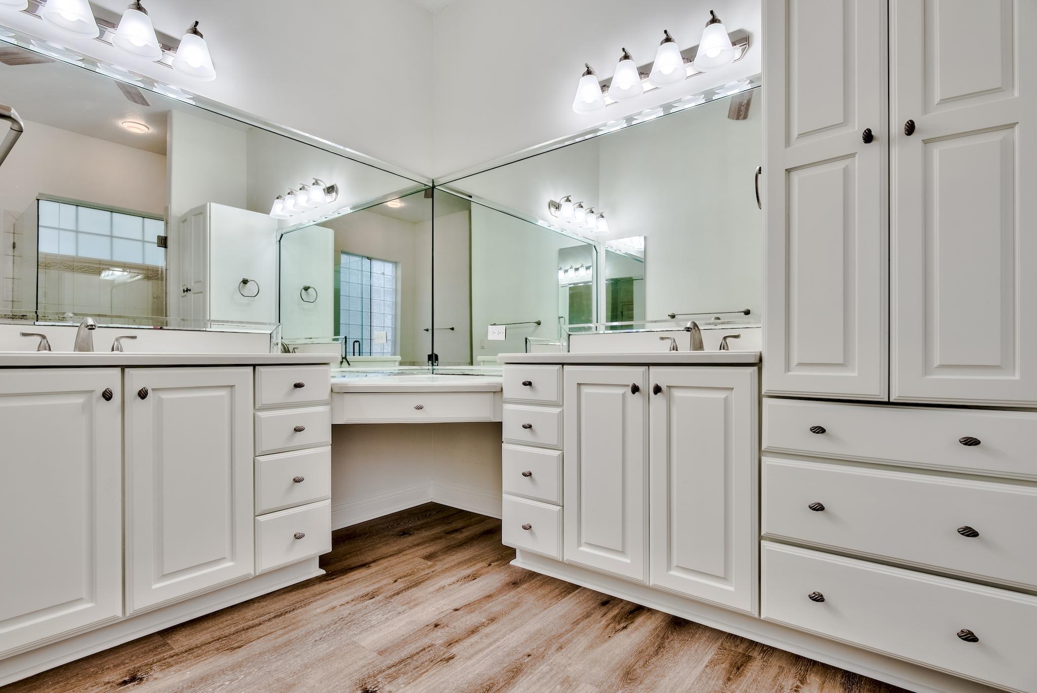 REGATTA BAY - Residential