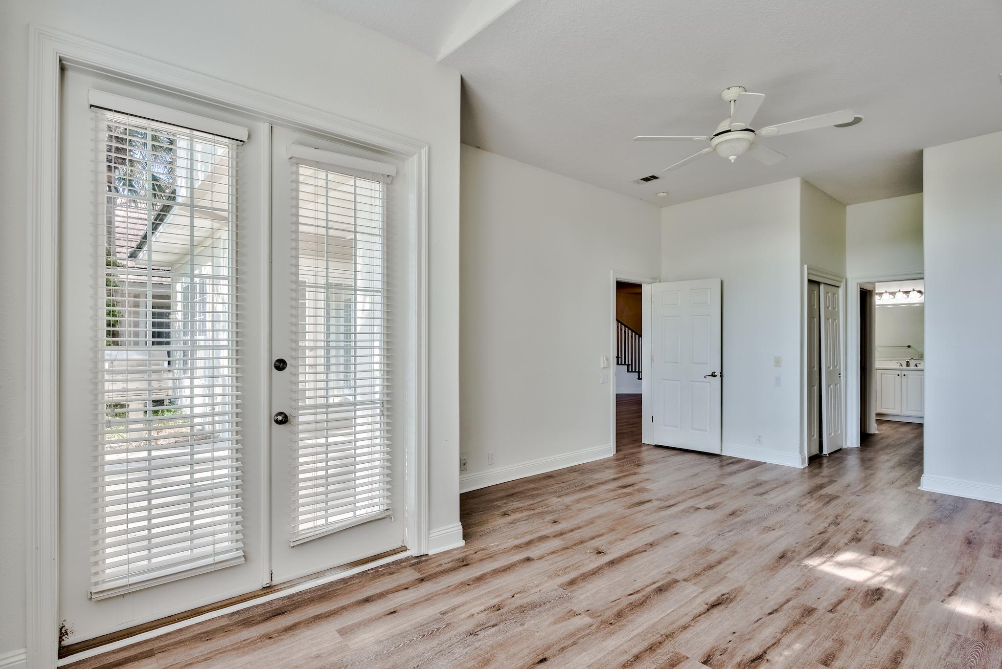 REGATTA BAY - Residential