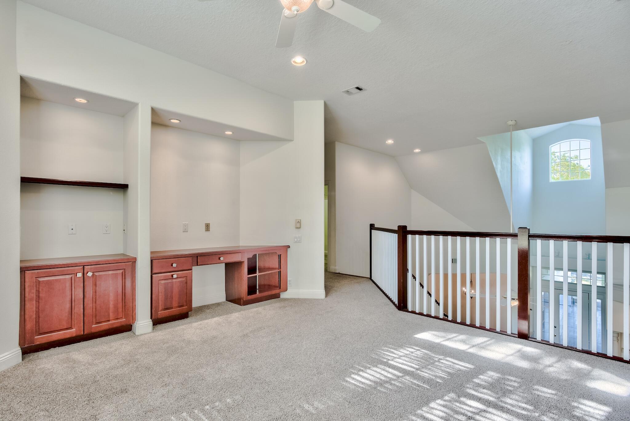 REGATTA BAY - Residential