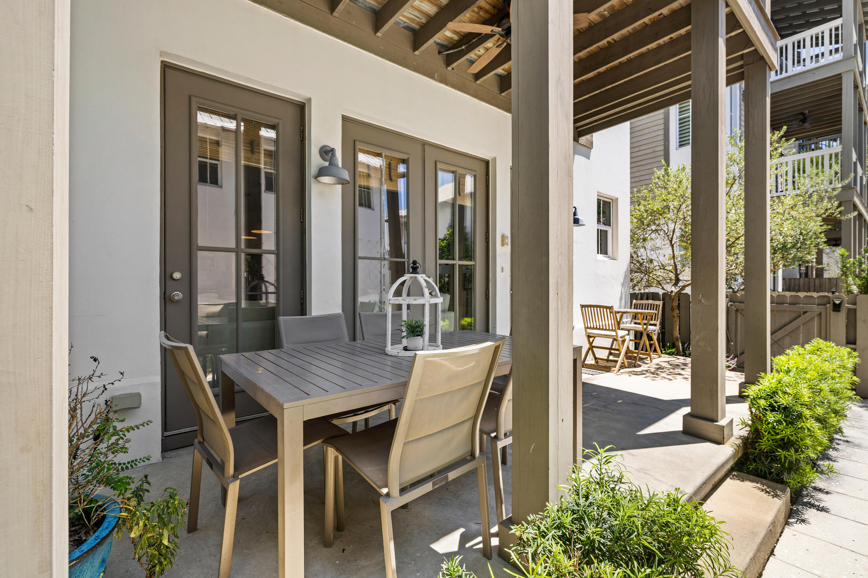 Costa Carina - Residential