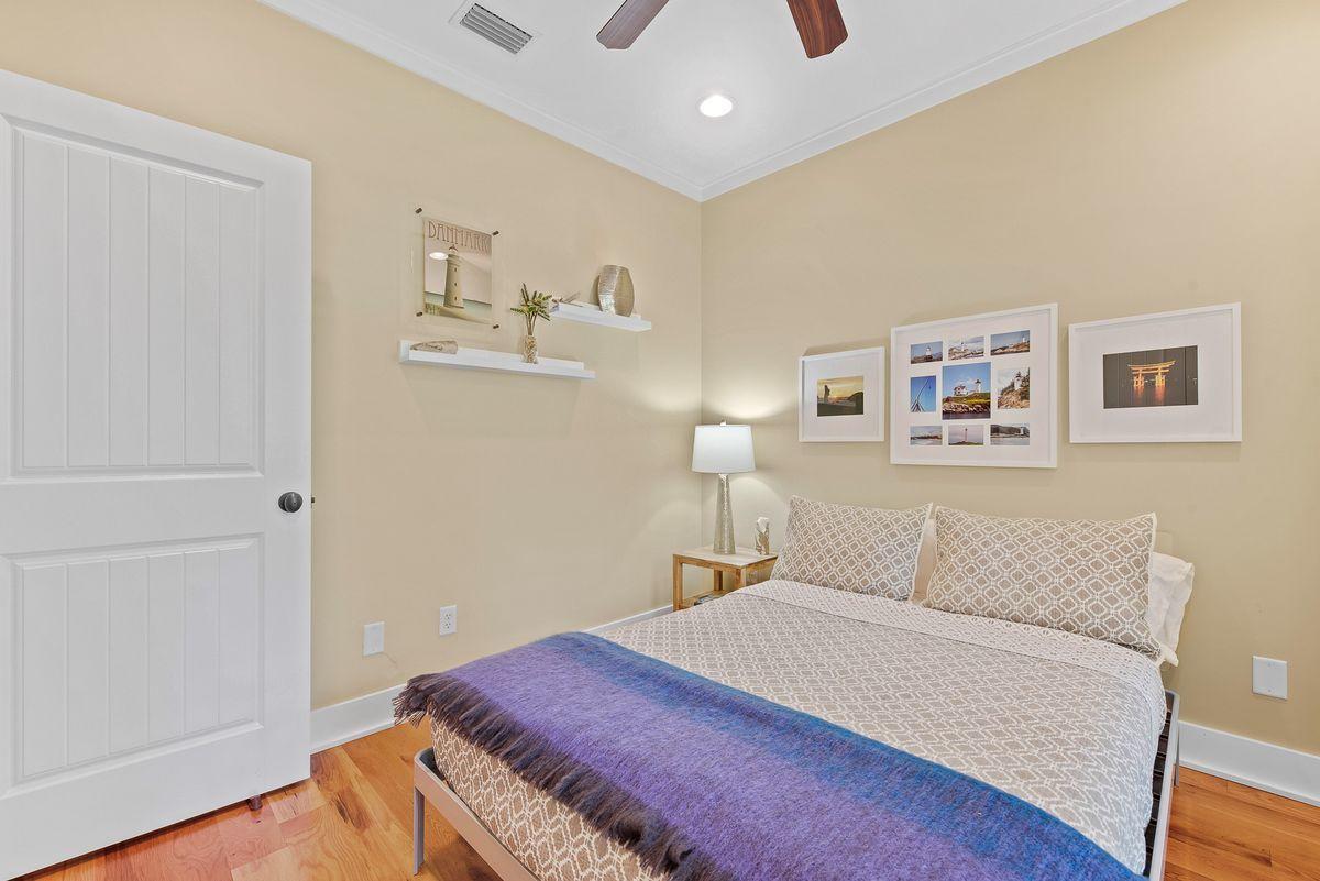 THE HAMMOCKS OF SEAGROVE - Residential