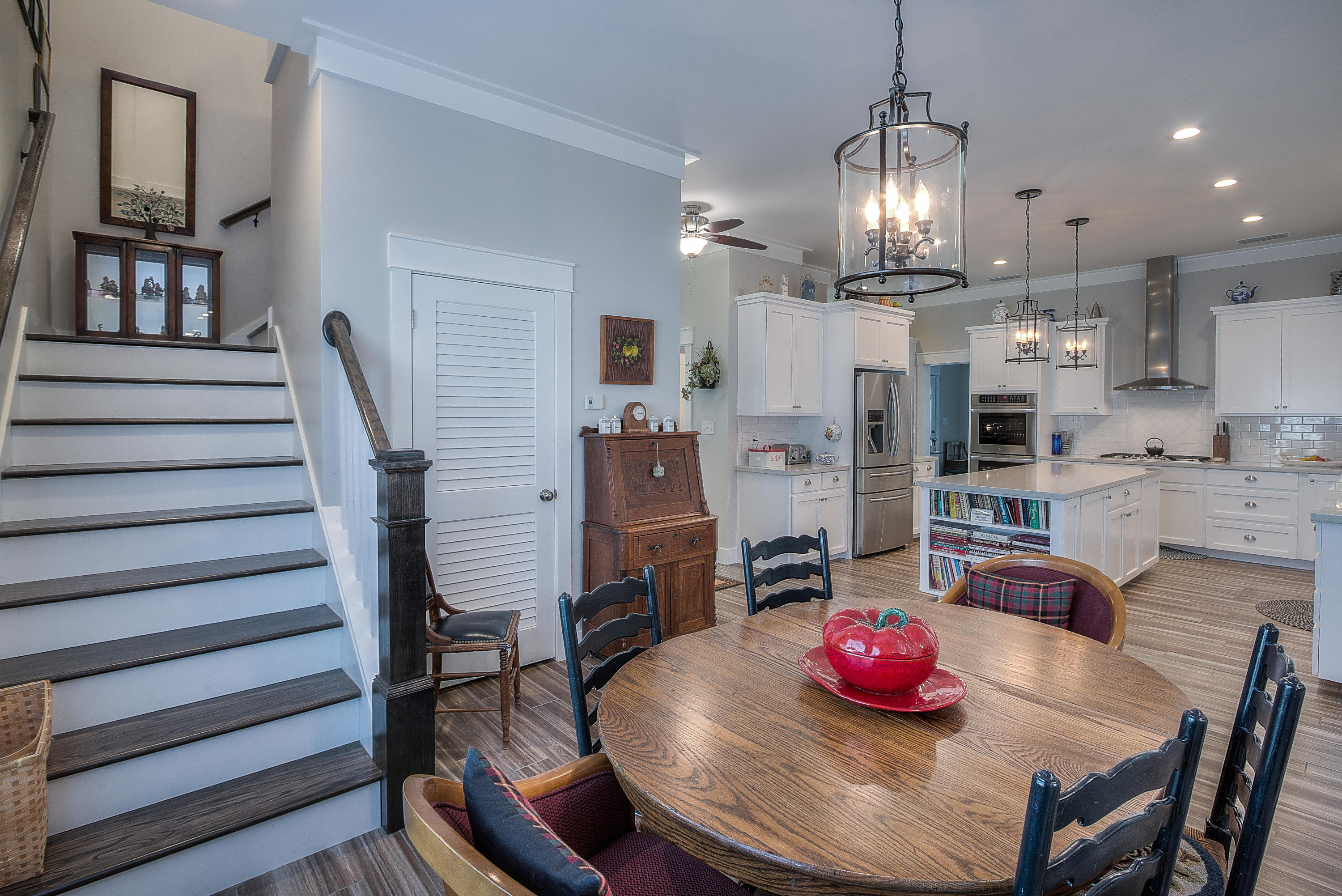 PELICAN BAY - Residential