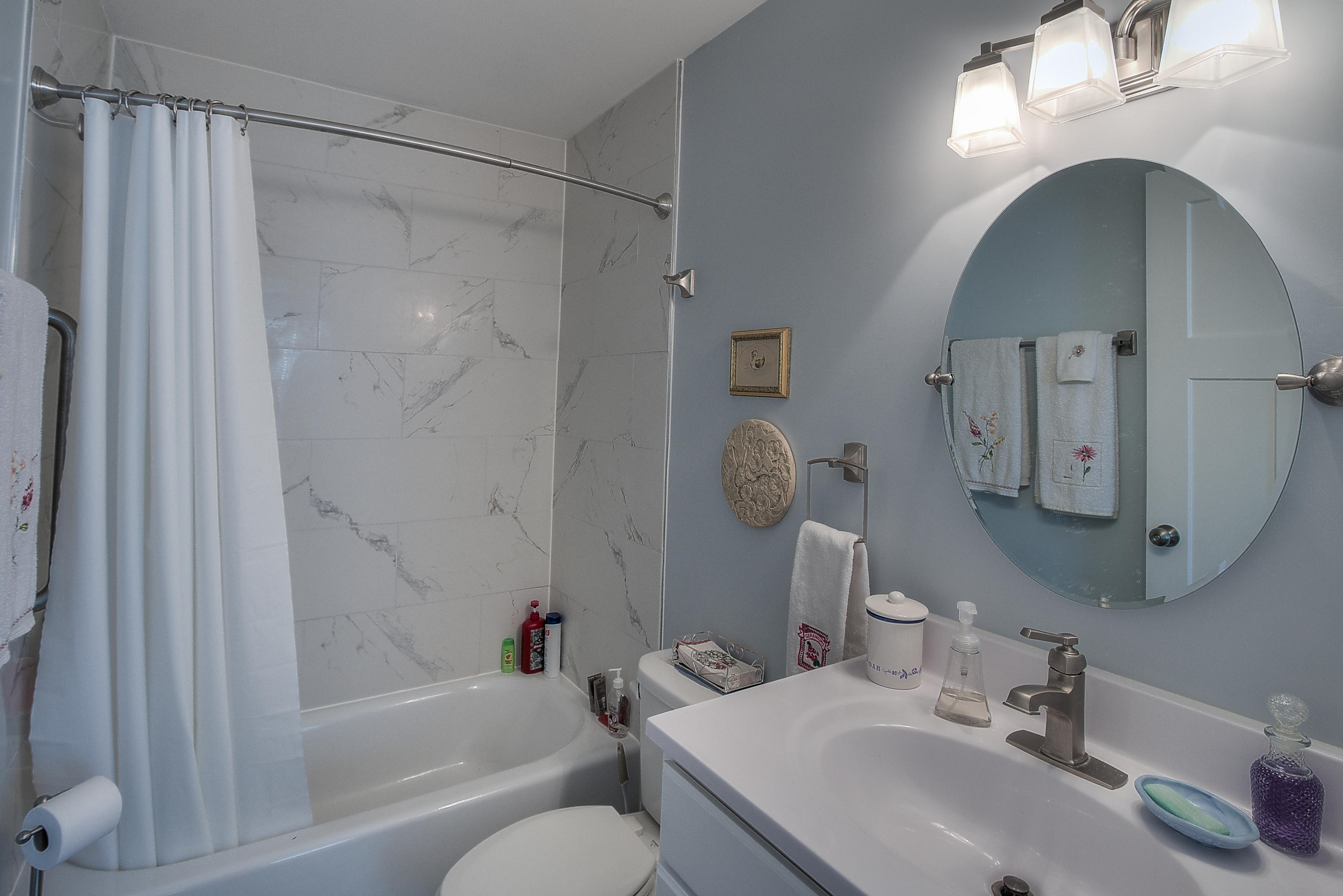 PELICAN BAY - Residential