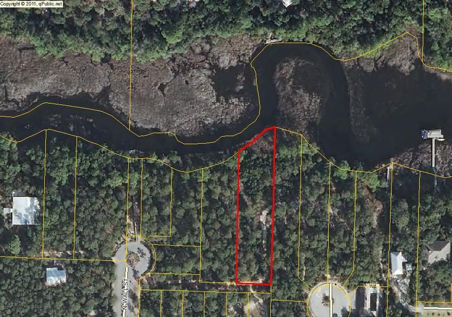 If you are looking for a very private and secluded lot on Lake Powell then you have found the perfect property. Large lot with 95 feet on the water.