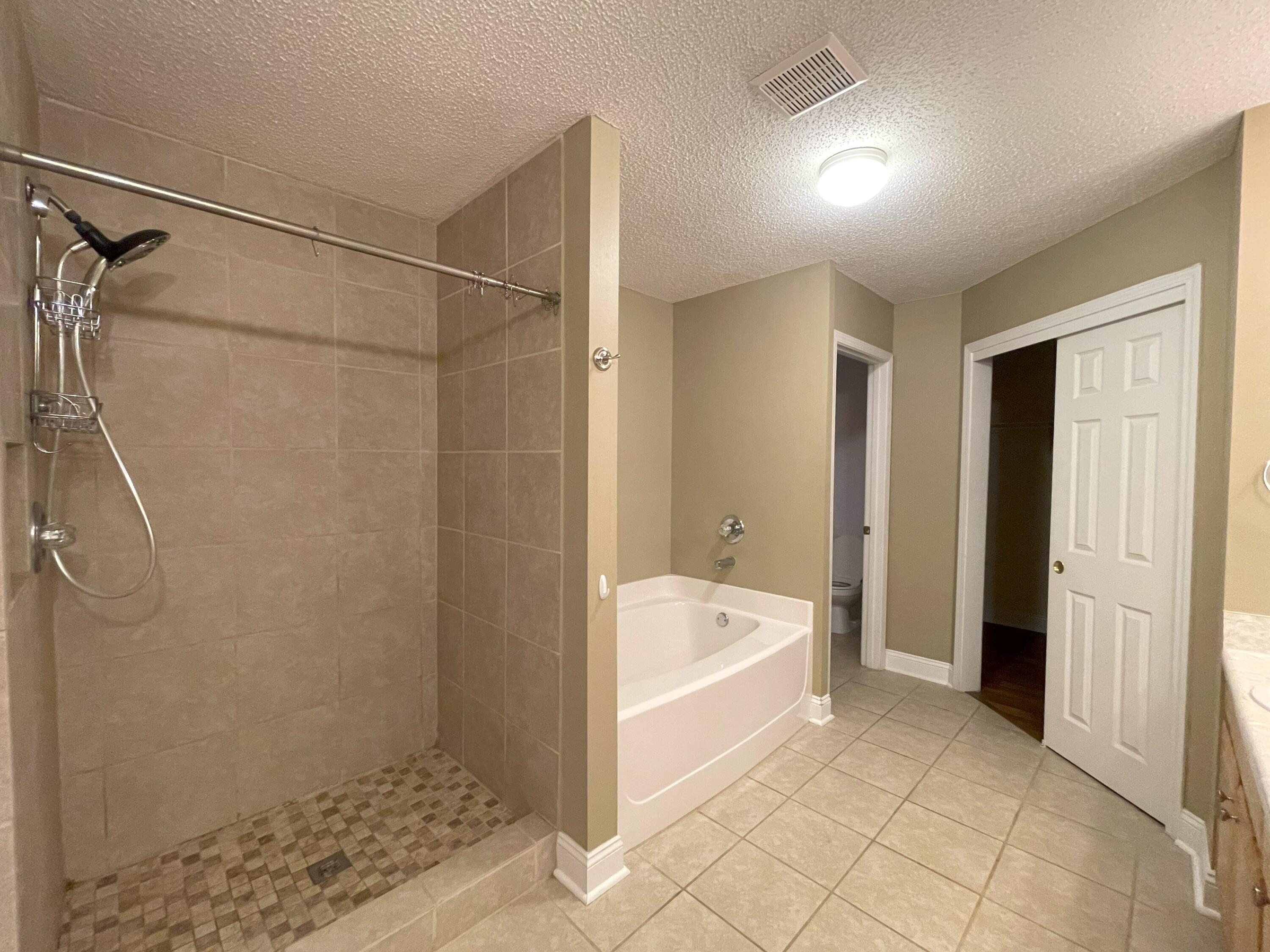 OLD BETHEL ESTATES PH II - Residential Lease