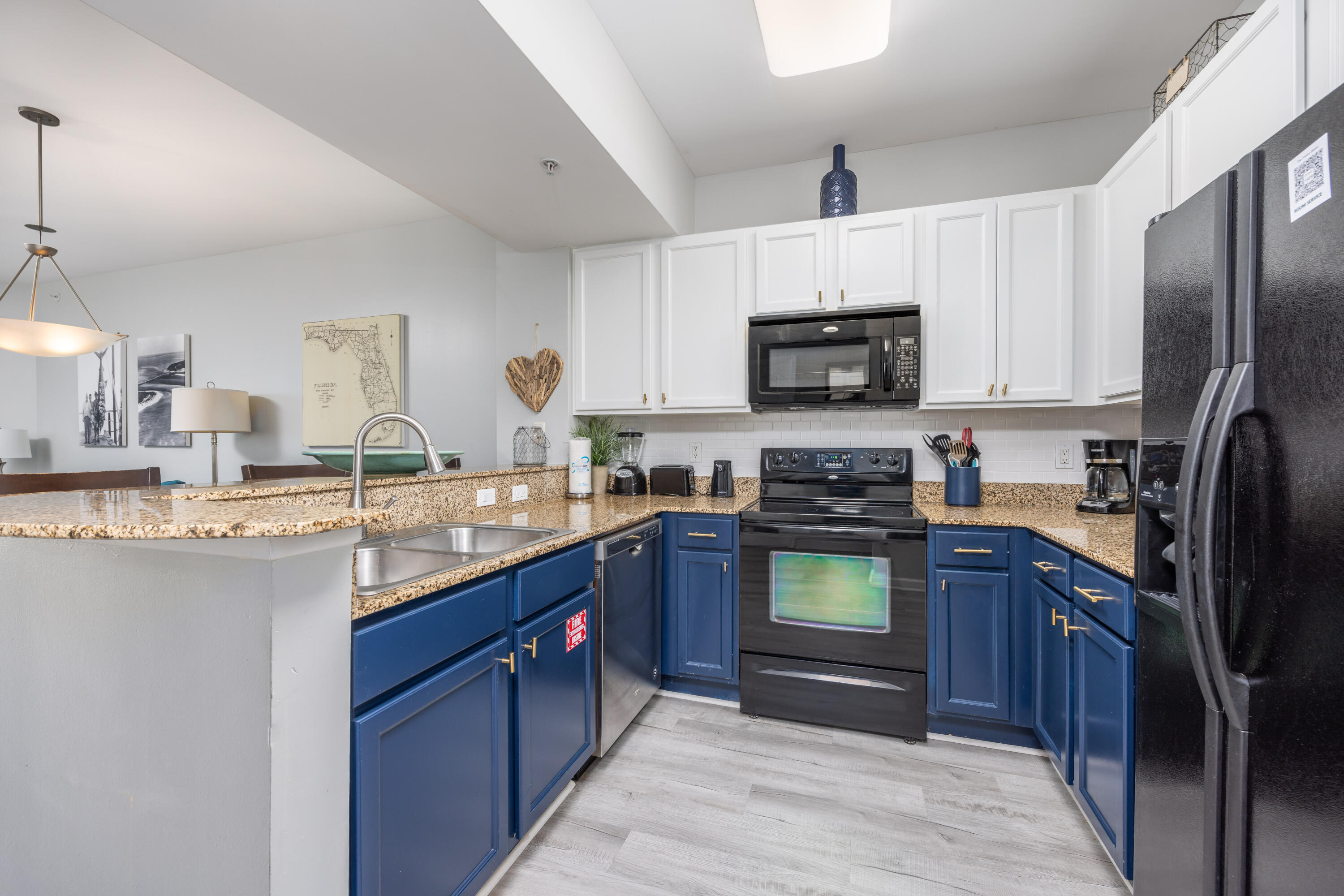 THE PALMS OF DESTIN - Residential