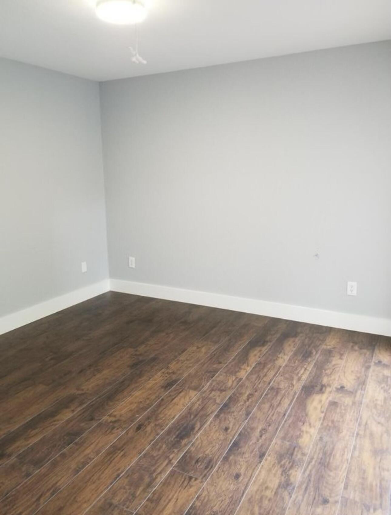 MOSSEY COVE T/H - Residential Lease