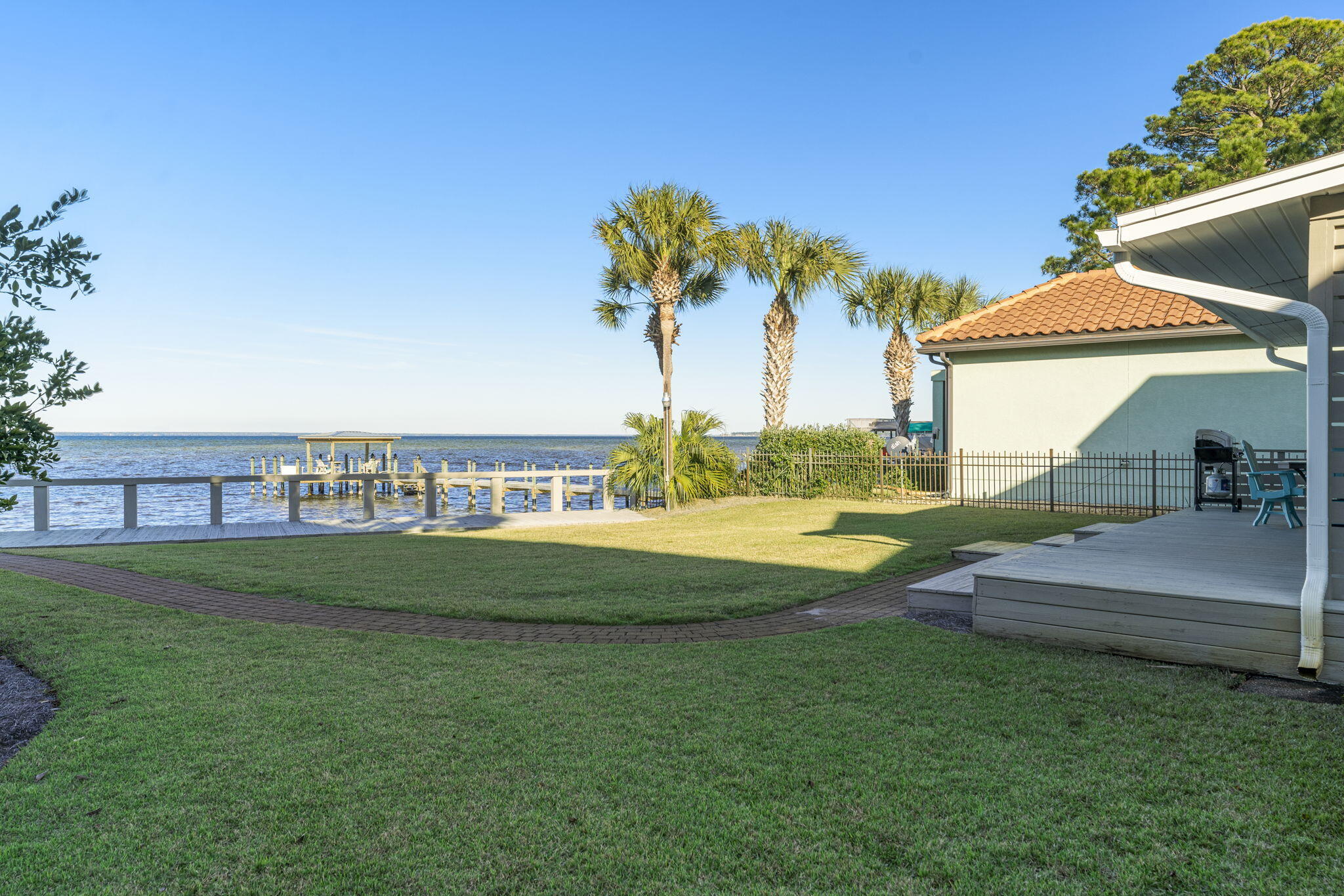FLOUNDER BEACH UNREC - Residential