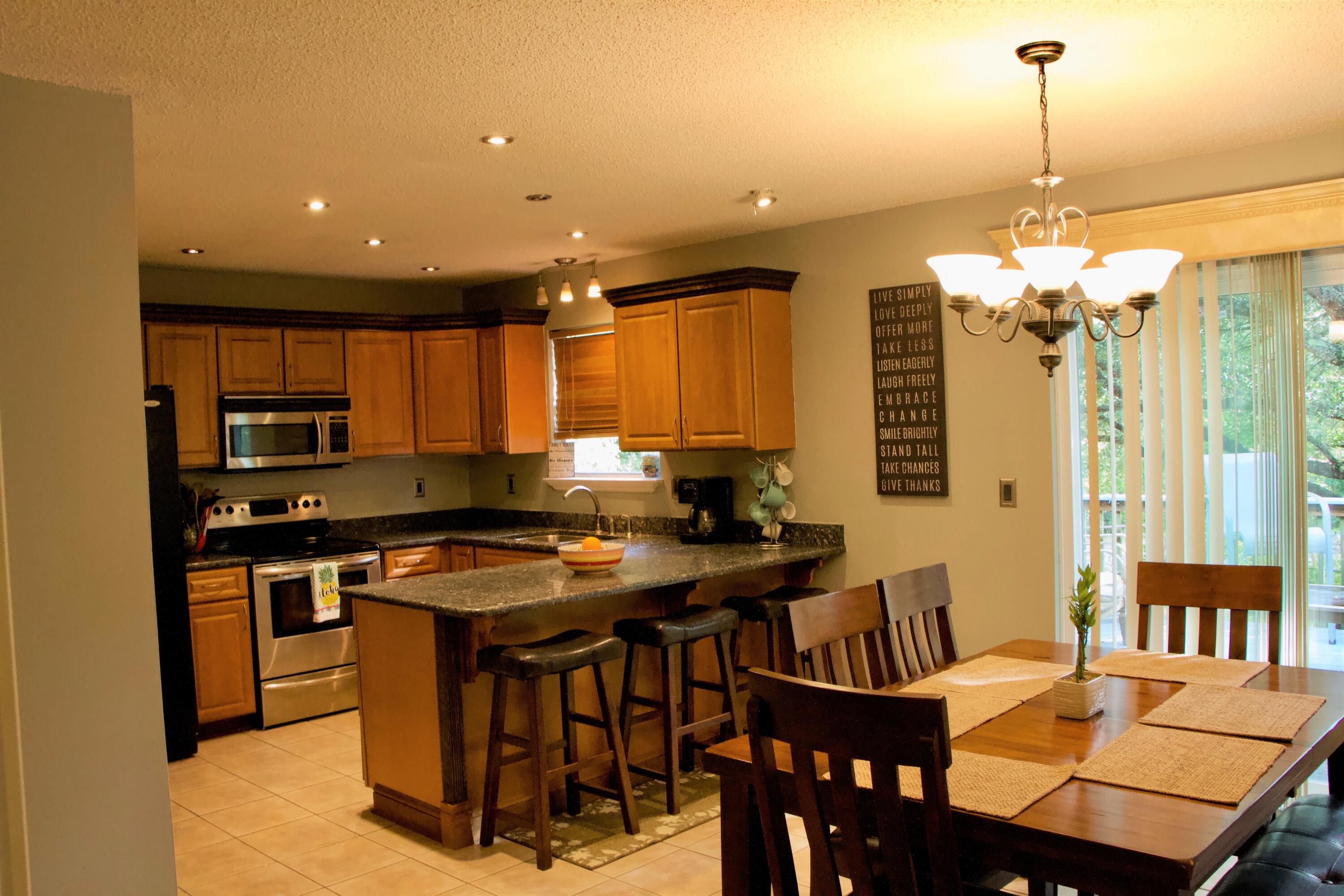 CRESTVIEW SUBURB - Residential