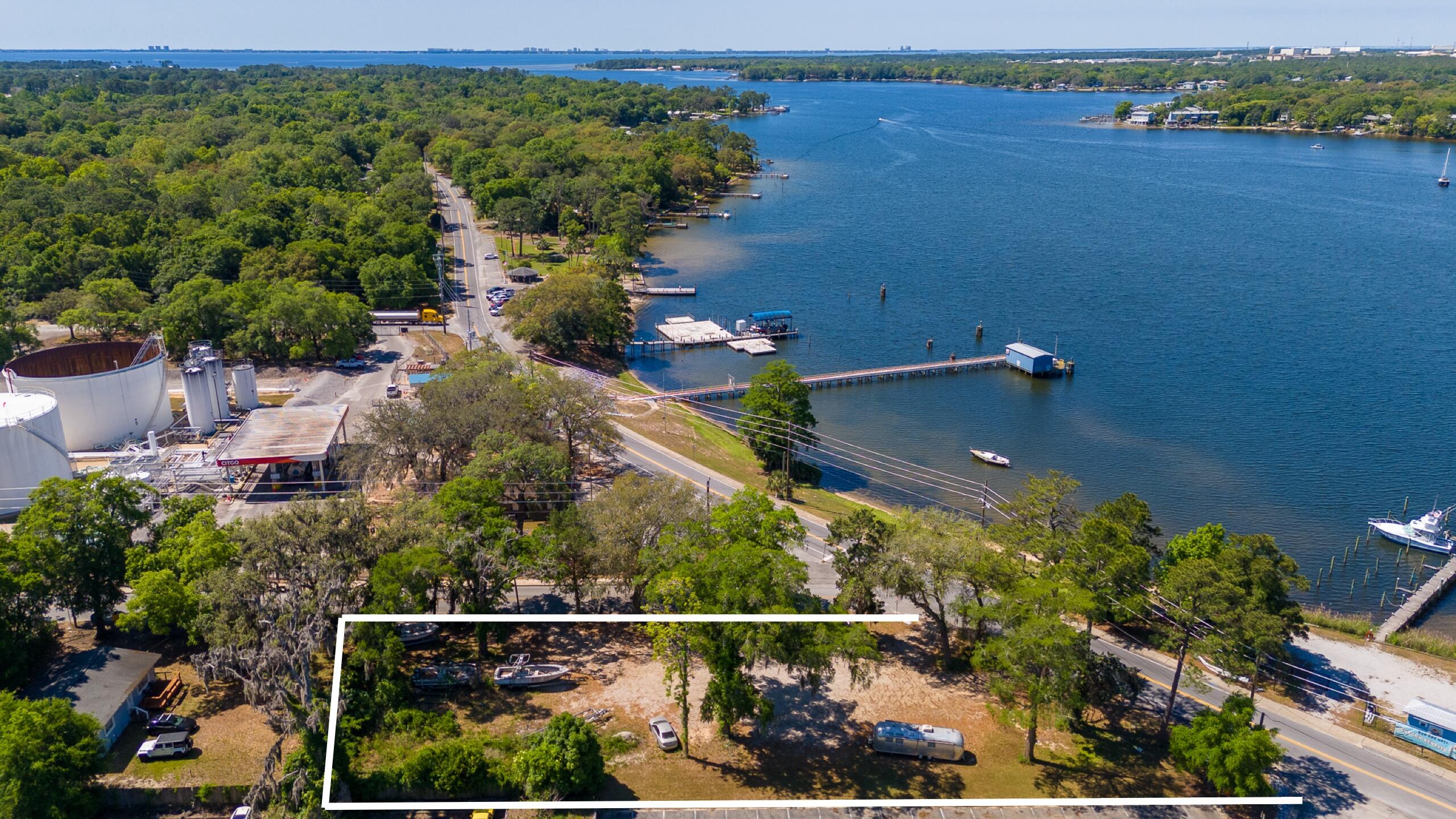 834 Bayshore Drive