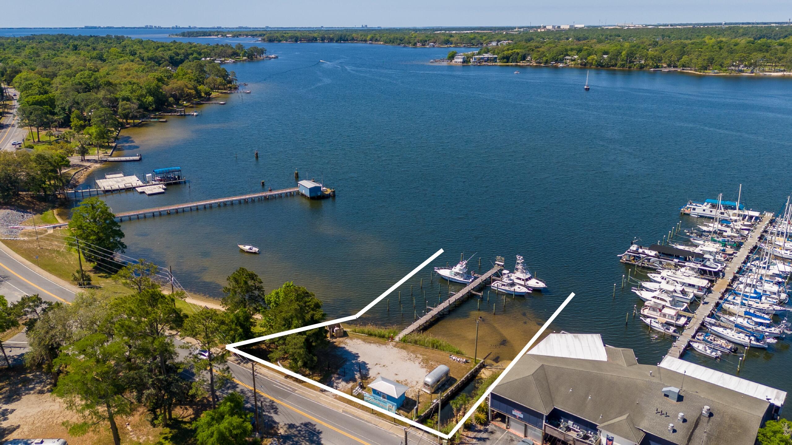834 Bayshore Drive