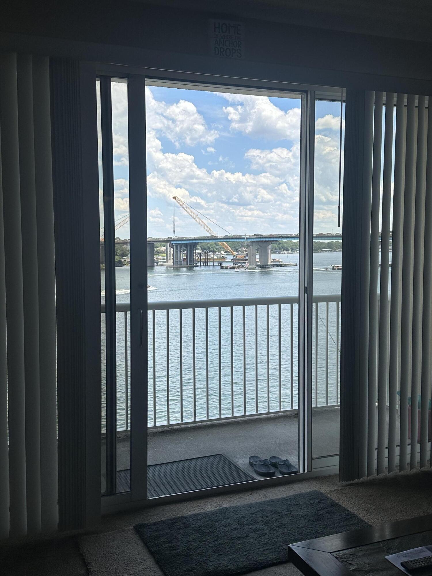 PALM COURT YACHT CLUB - Residential