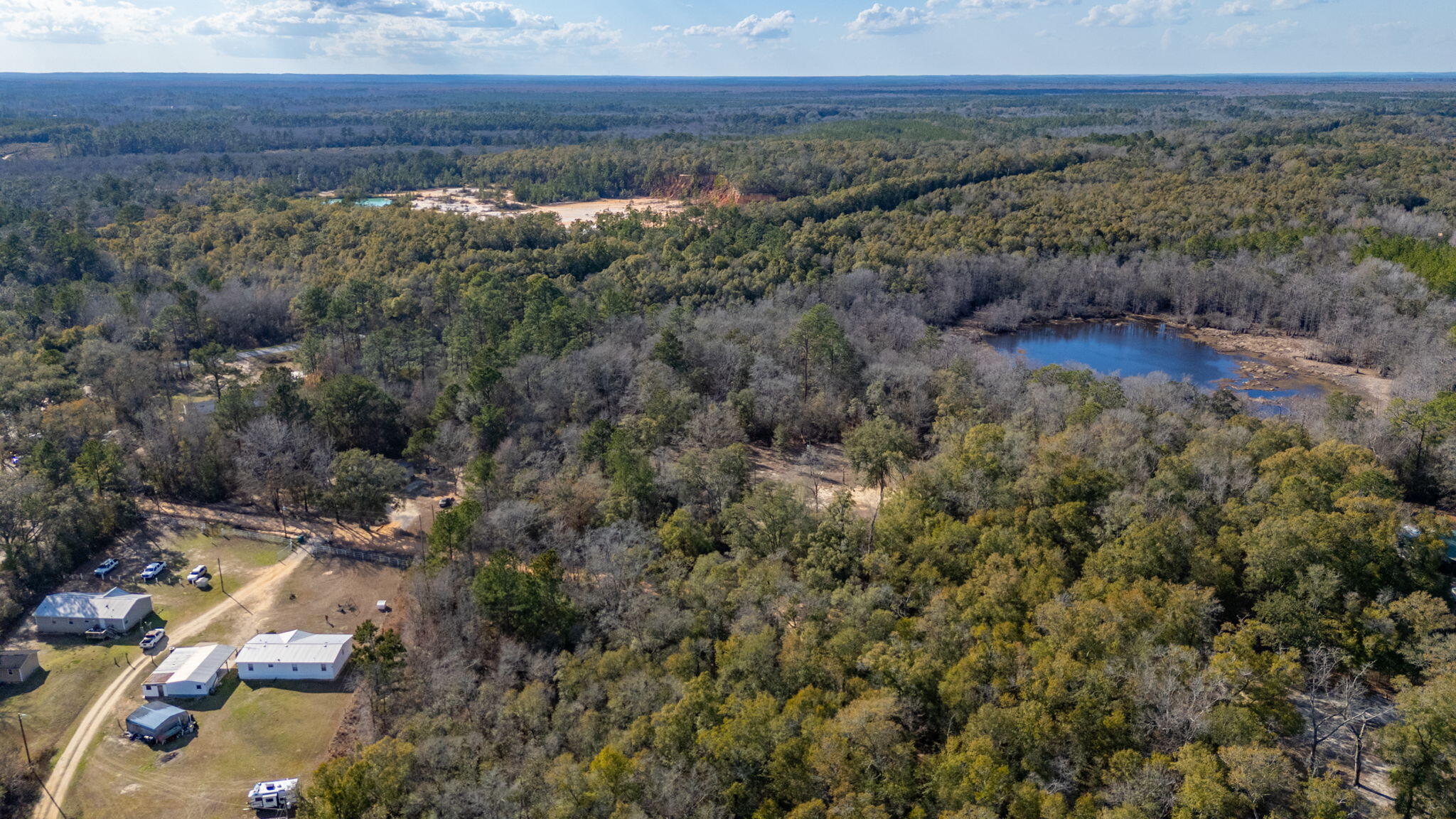 METES & BOUNDS - Land