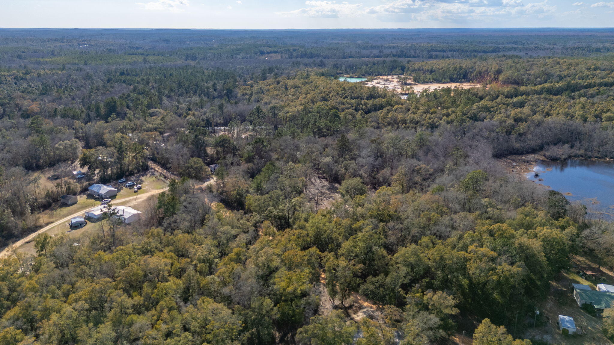 METES & BOUNDS - Land