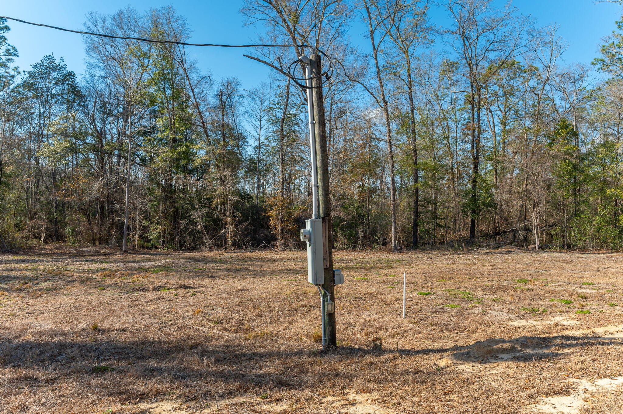 METES & BOUNDS - Land