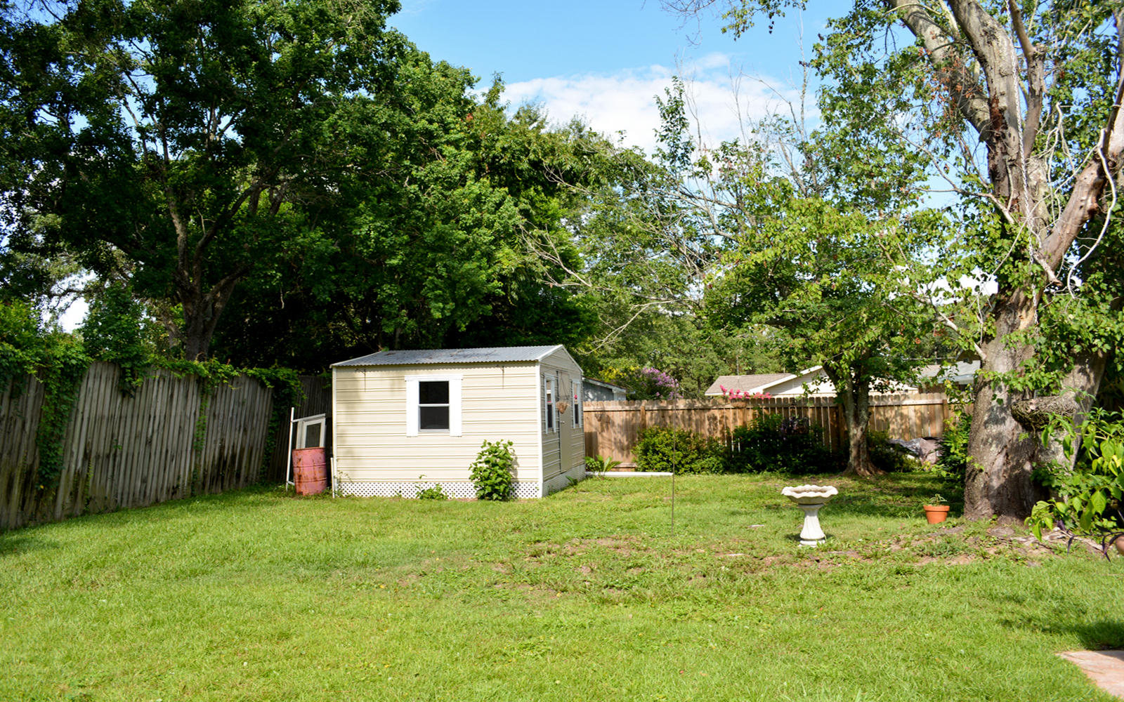 OAKRIDGE MANOR - Residential