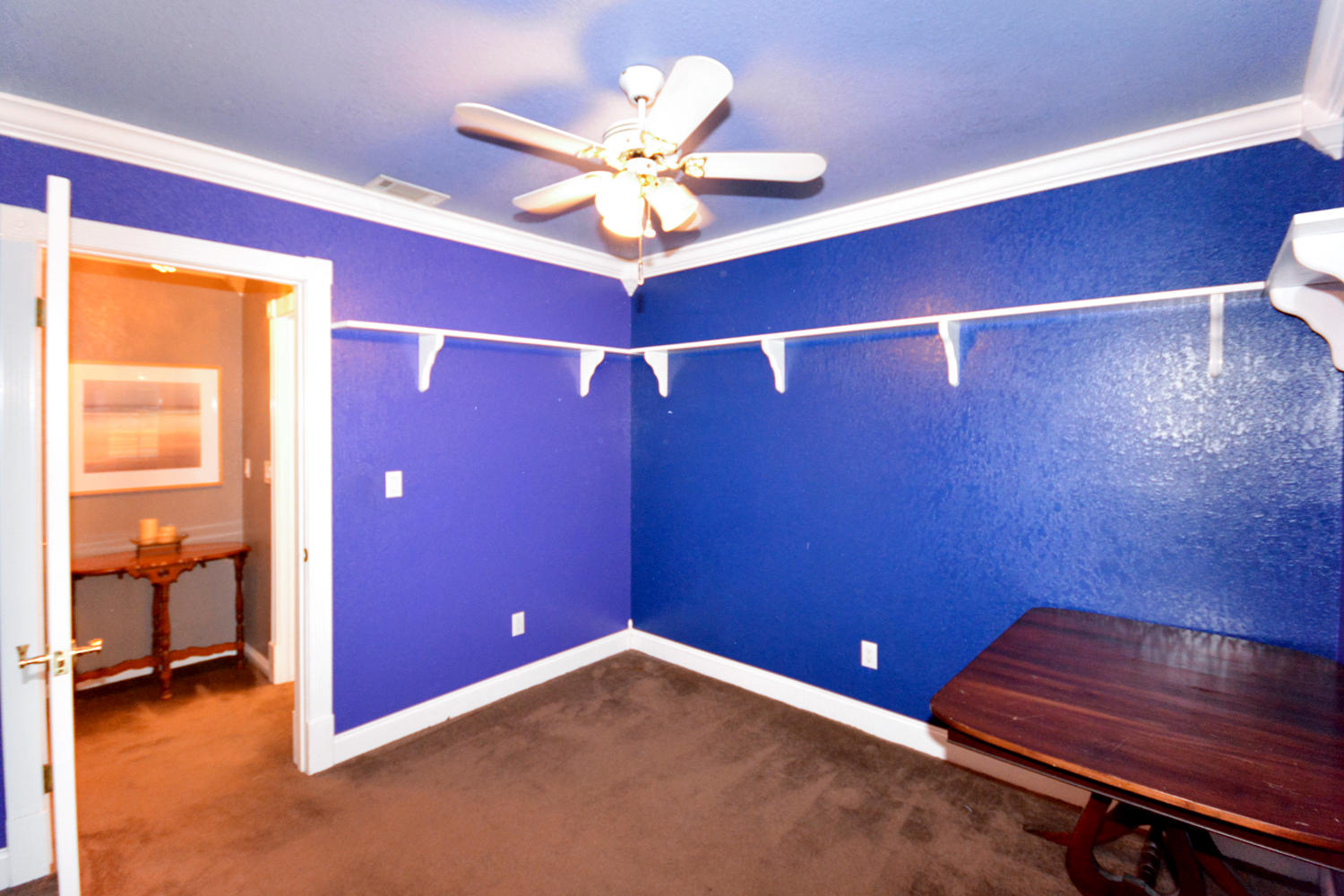 OAKRIDGE MANOR - Residential