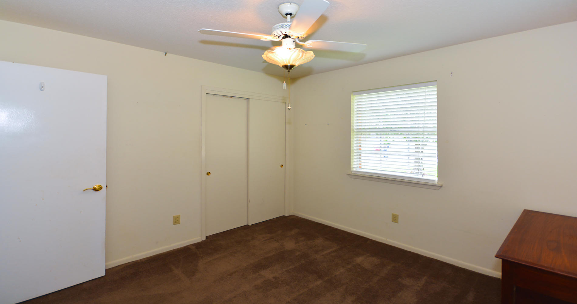 OAKRIDGE MANOR - Residential