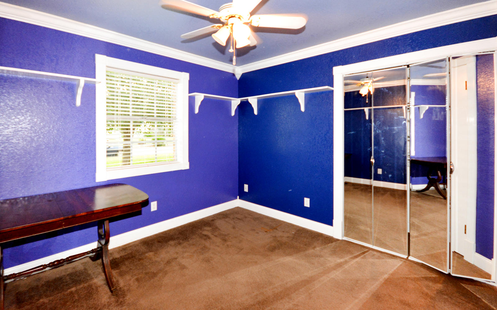 OAKRIDGE MANOR - Residential