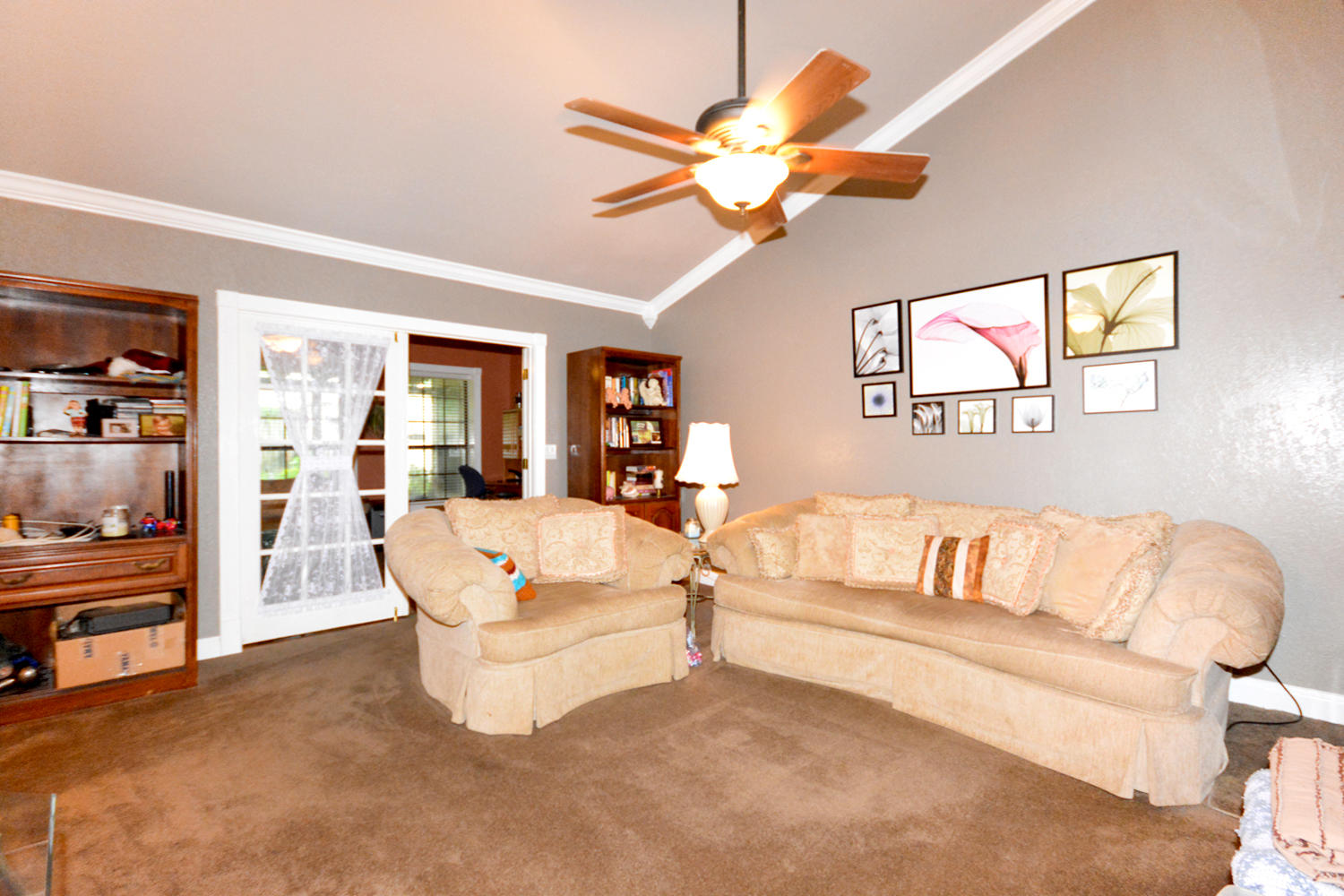 OAKRIDGE MANOR - Residential