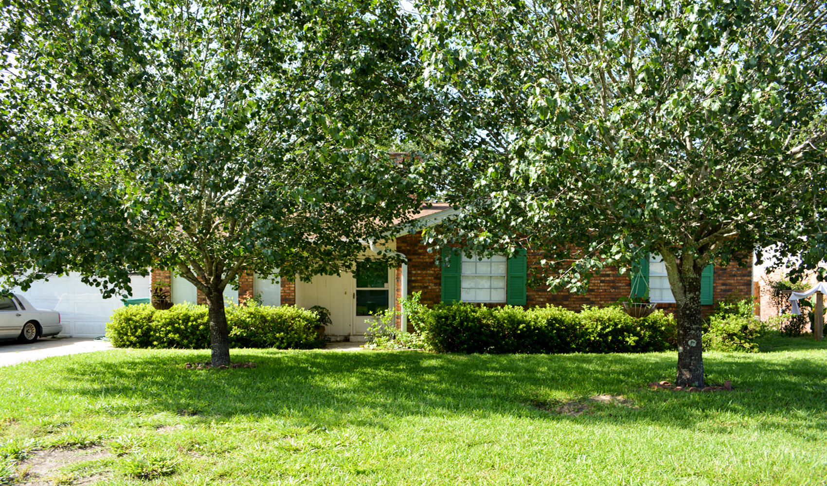 OAKRIDGE MANOR - Residential